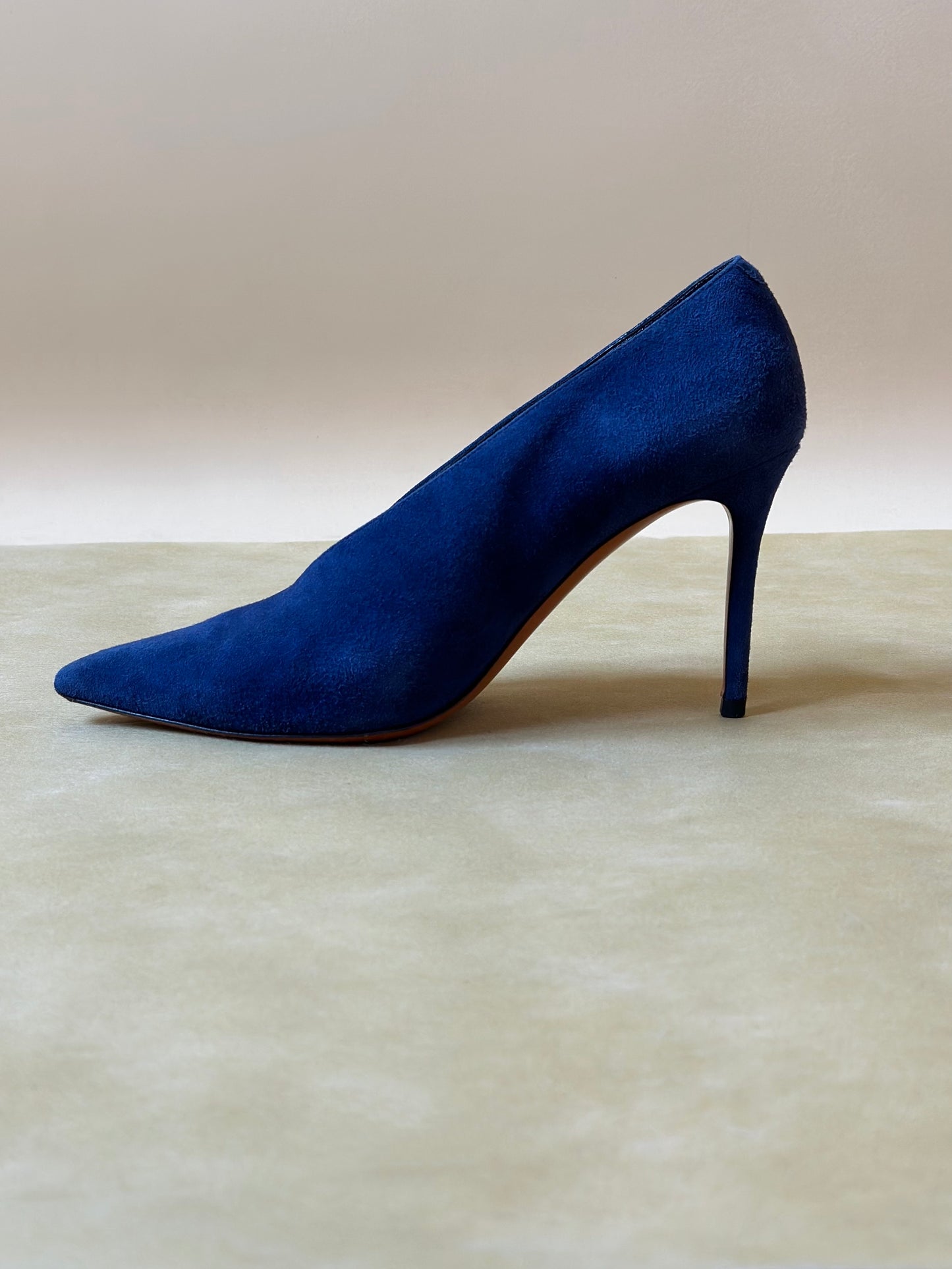 Céline Blue Suede Pointed Pumps