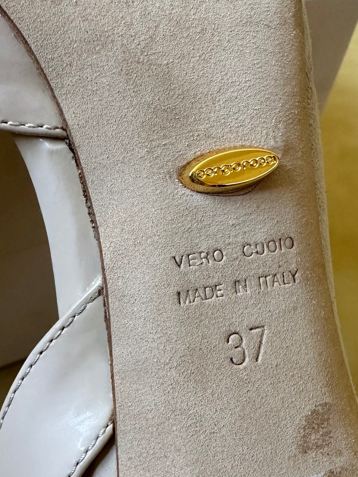 Vintage Sergio Rossi Nude Pumps
