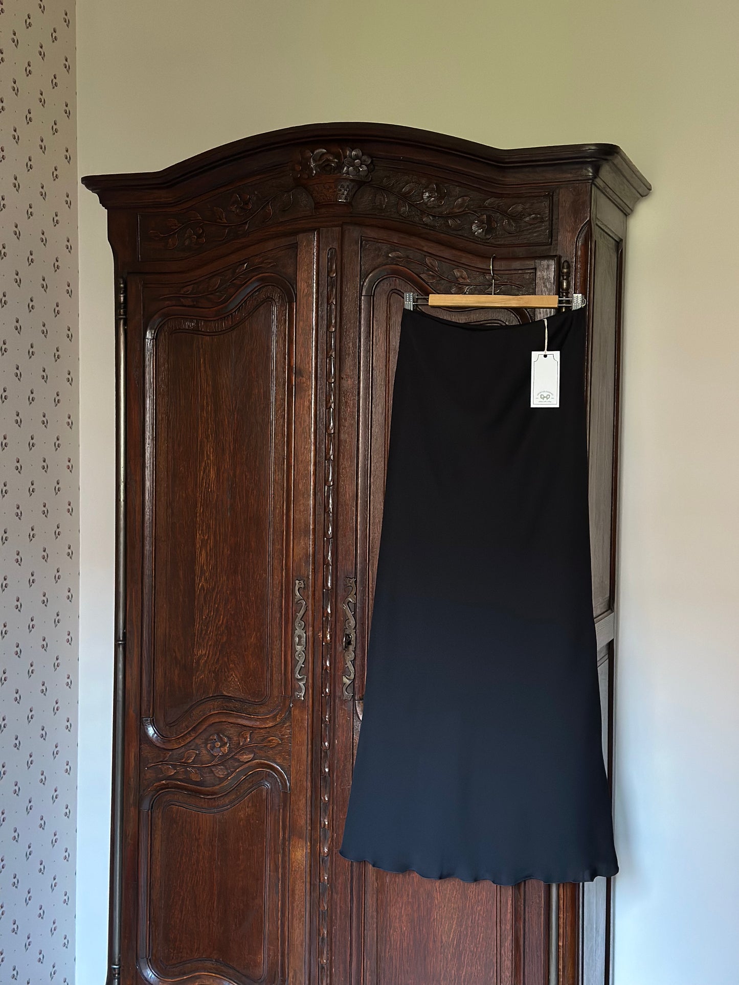 Vintage Black Longuette Satin Skirt