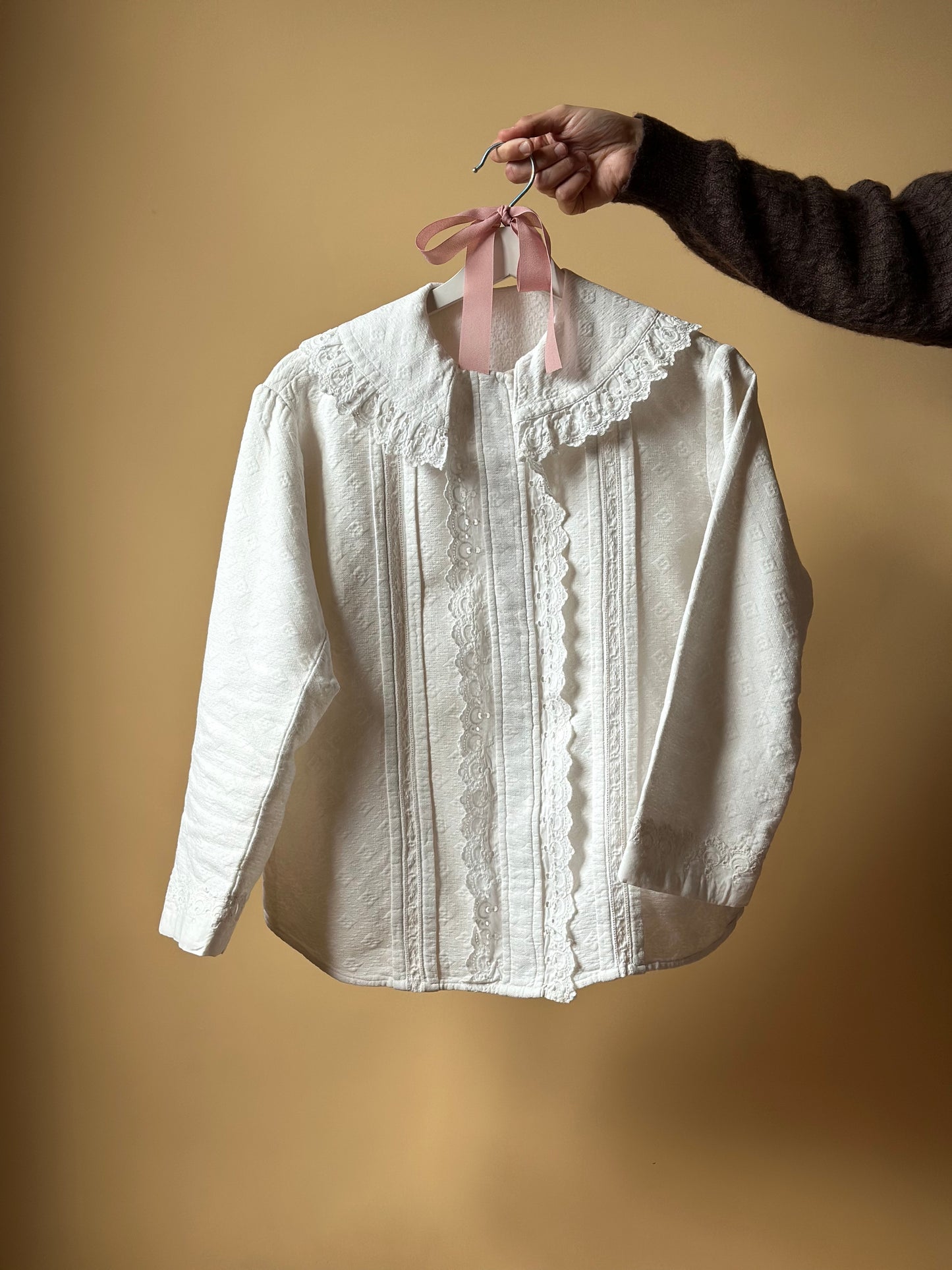 Vintage Romantic Antique White Shirt