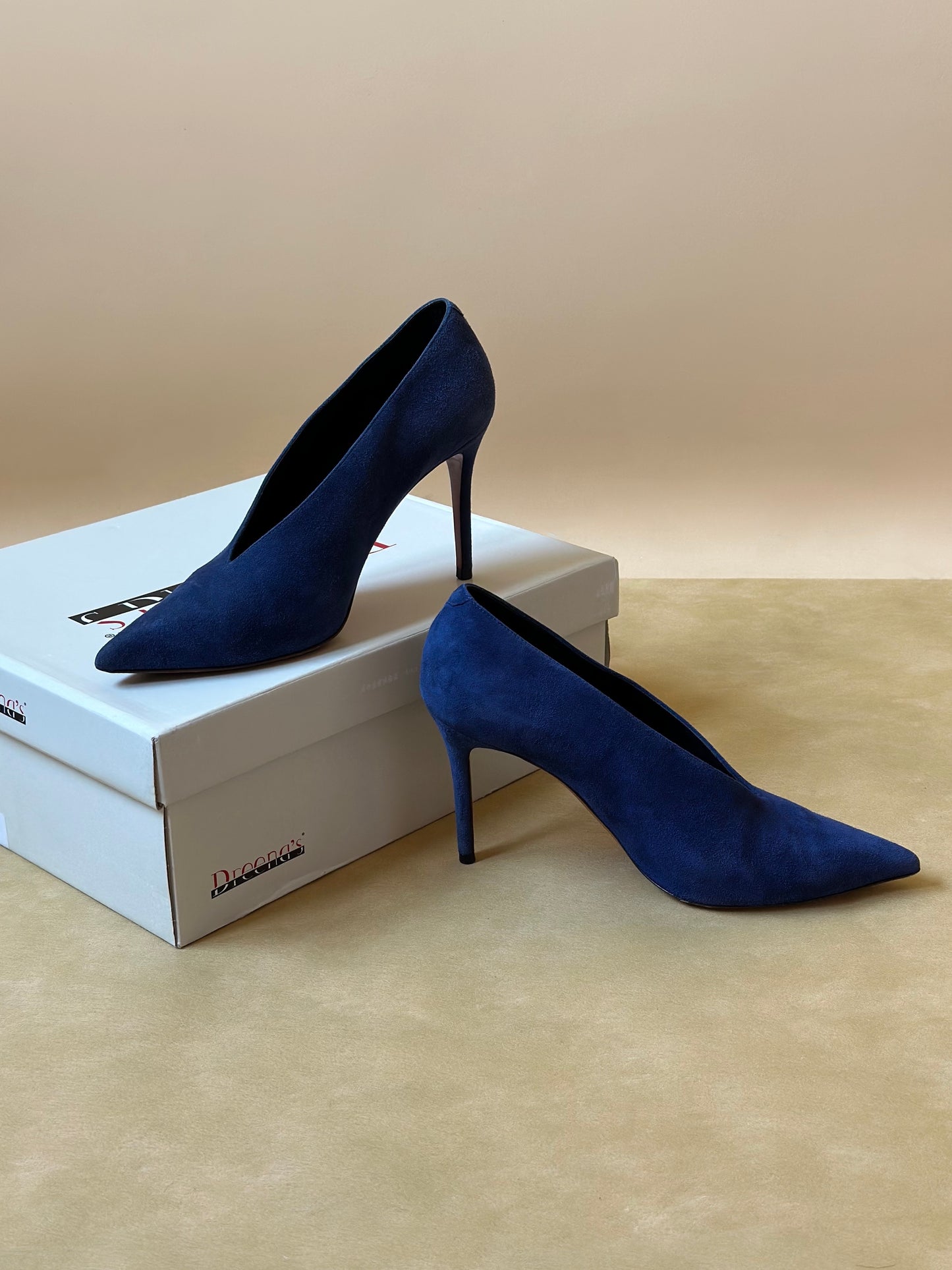 Céline Blue Suede Pointed Pumps