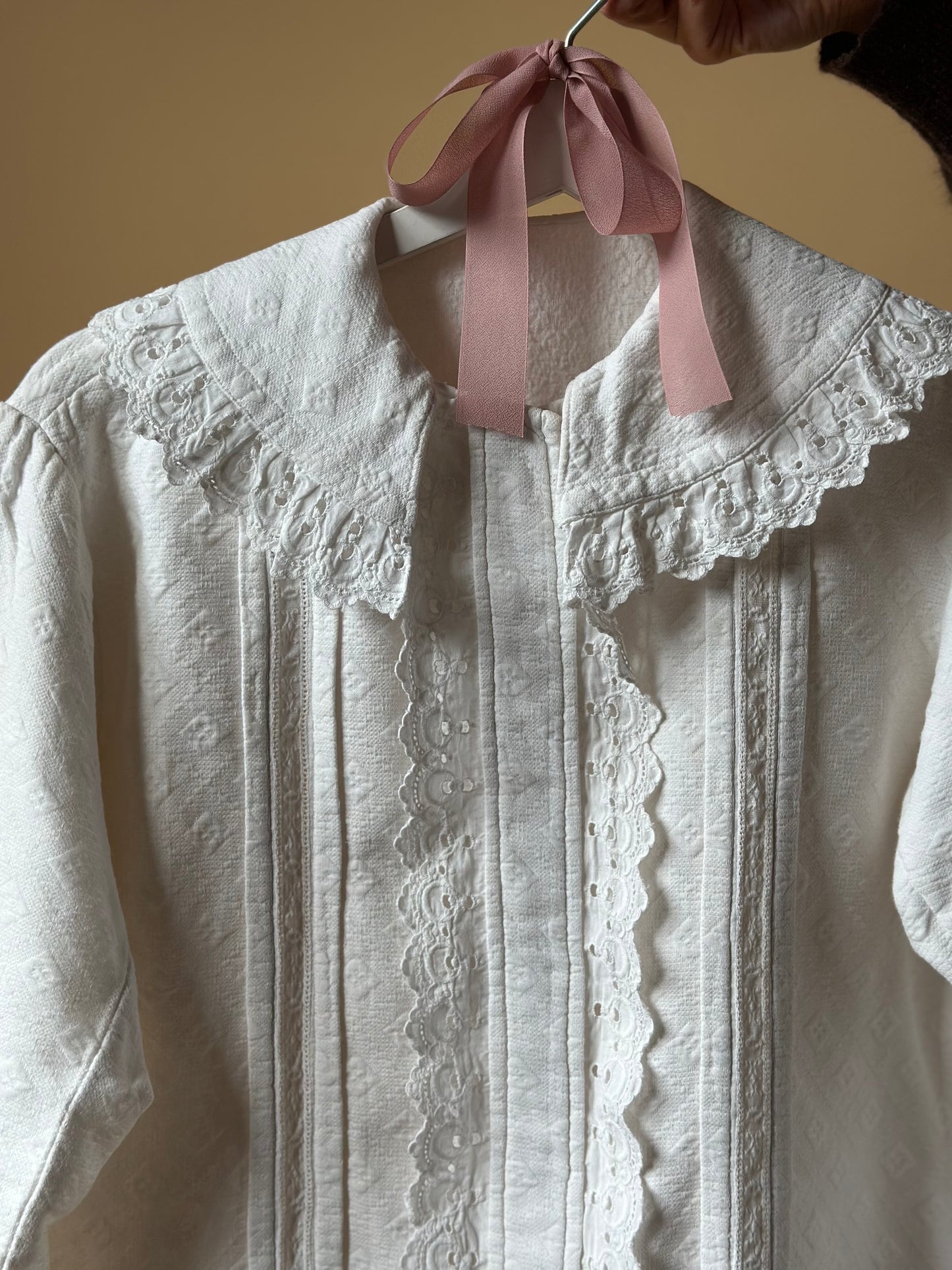 Vintage Romantic Antique White Shirt