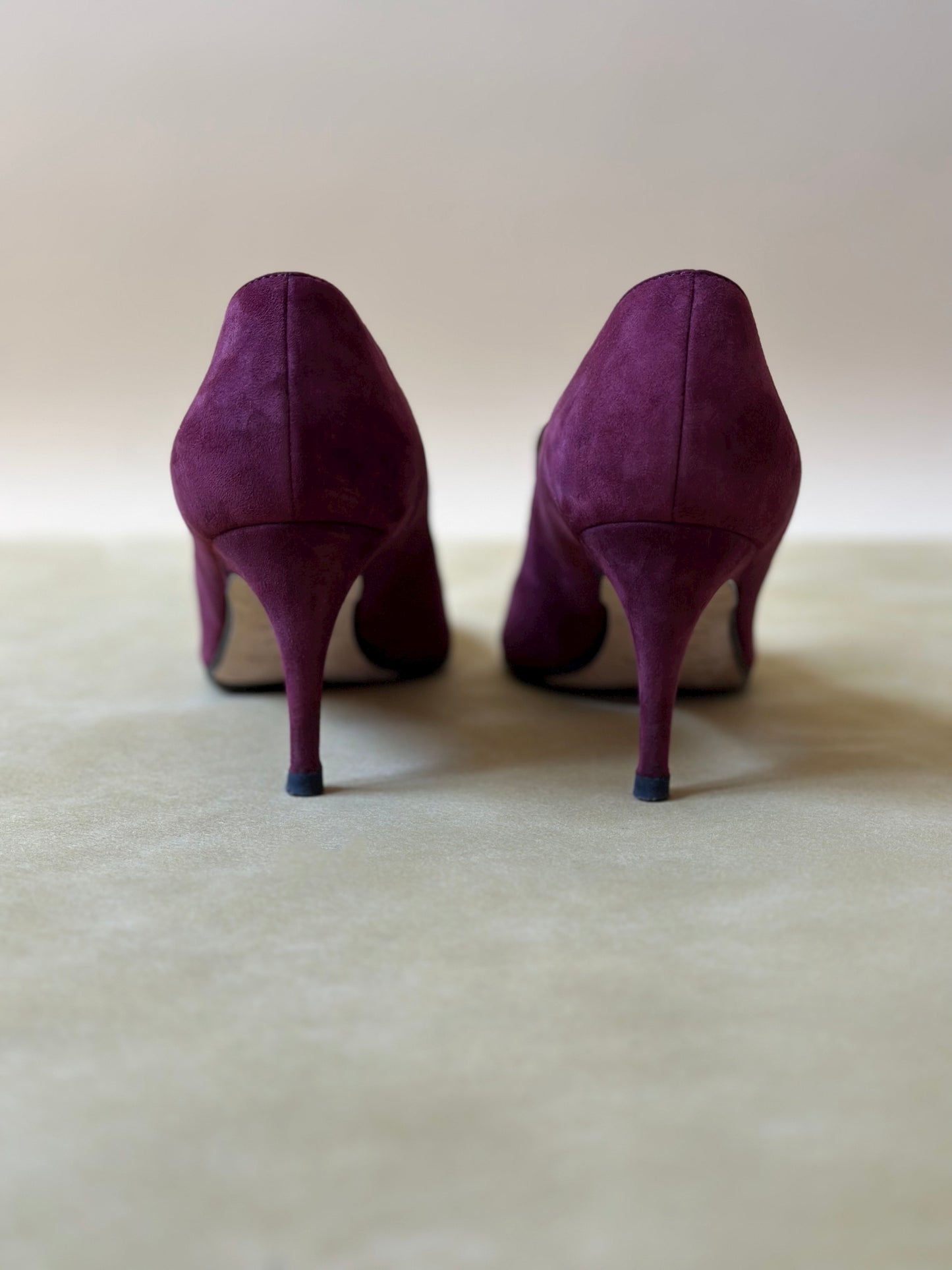 Vintage Sergio Rossi Suede Purple Pumps
