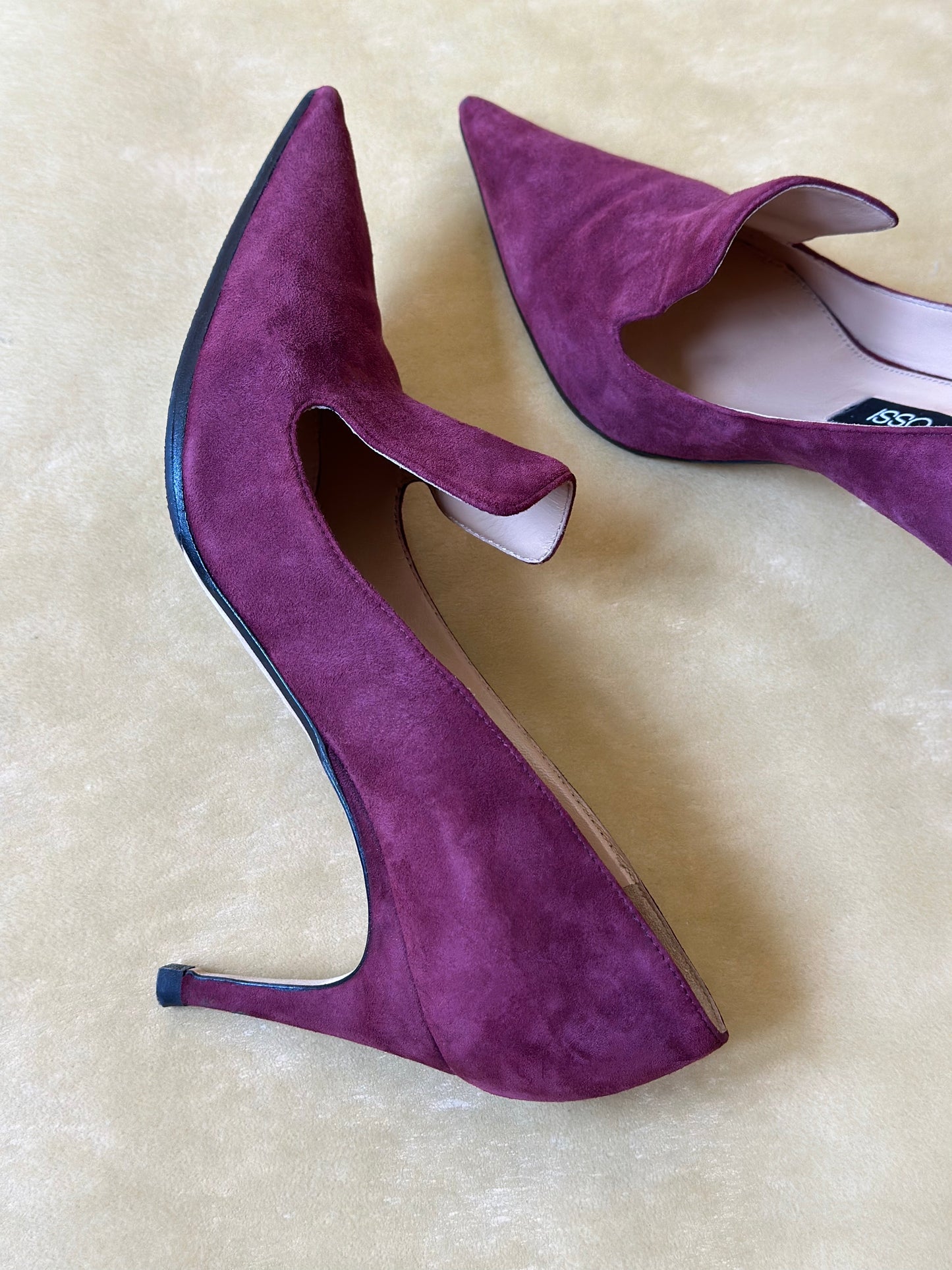 Vintage Sergio Rossi Suede Purple Pumps