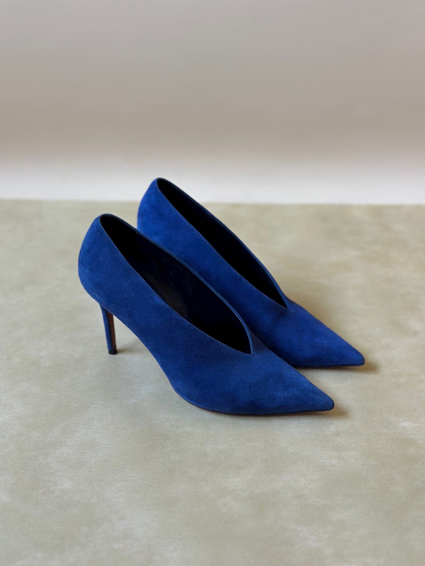 Céline Blue Suede Pointed Pumps