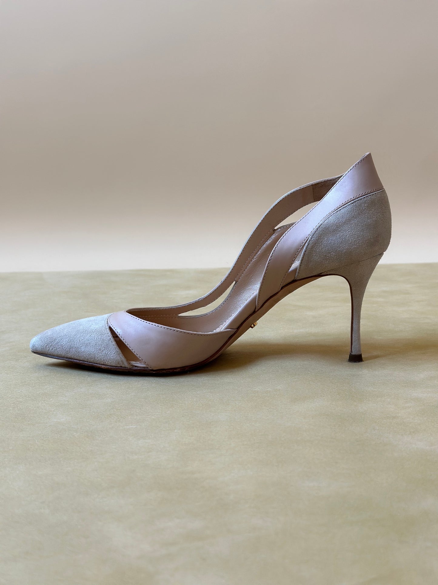 Vintage Sergio Rossi Nude Pumps