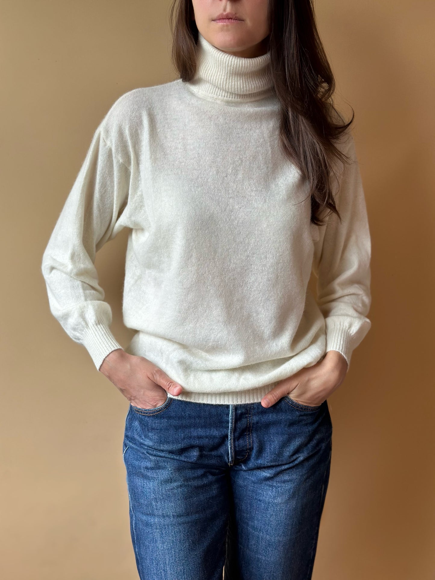 Vintage Milky White Lambswool & Angora Turtleneck