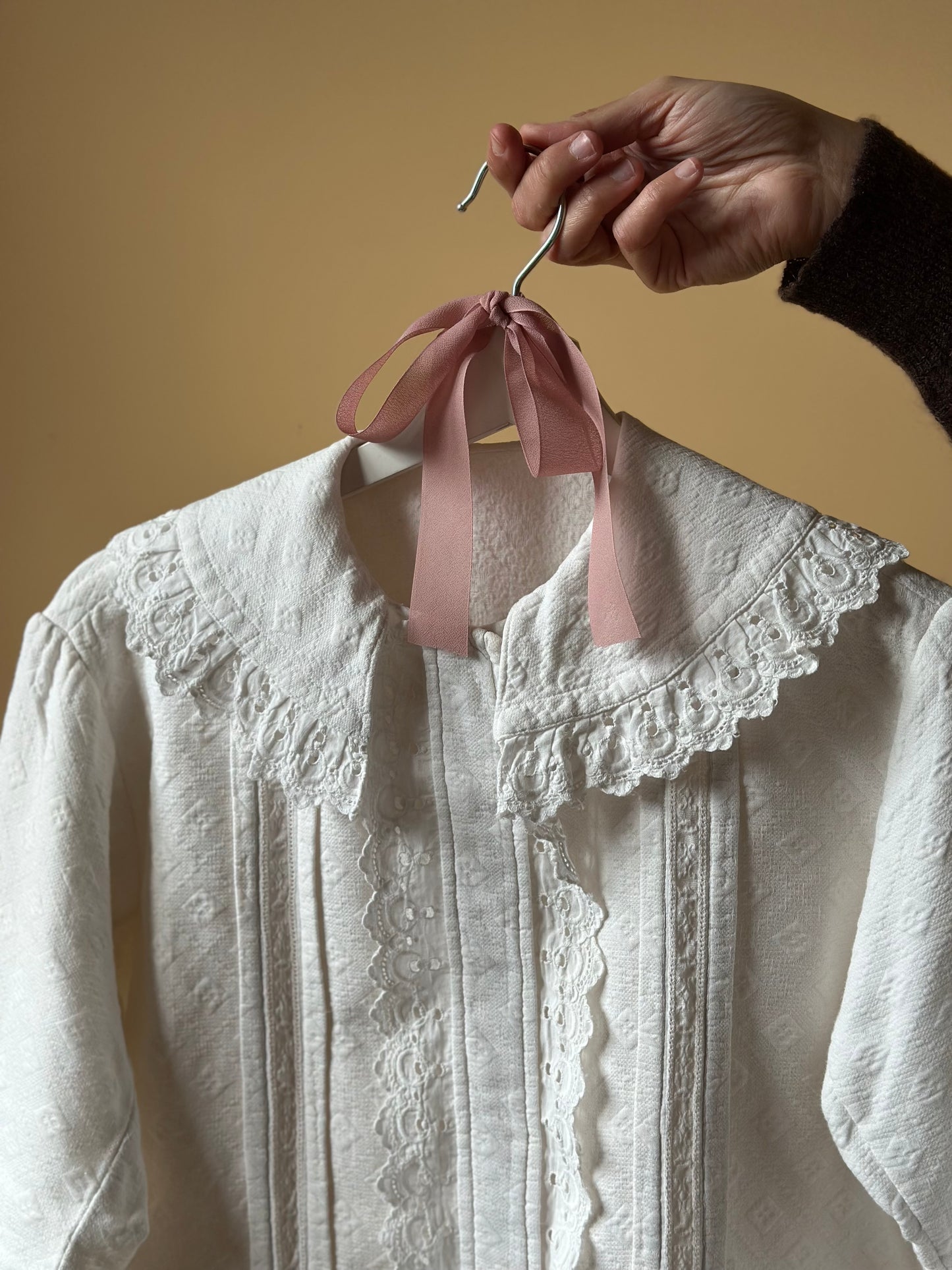 Vintage Romantic Antique White Shirt