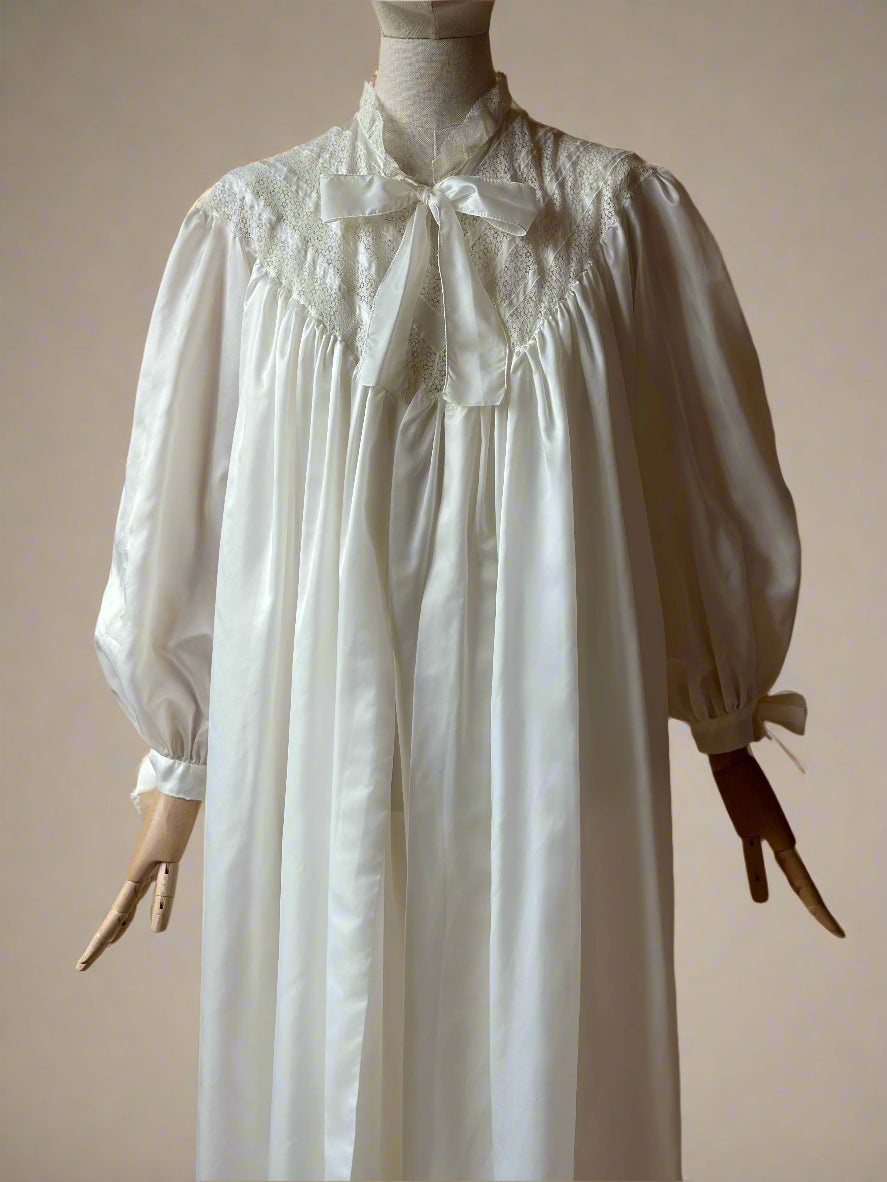 Vintage Romantic Robe & Nightgown Set