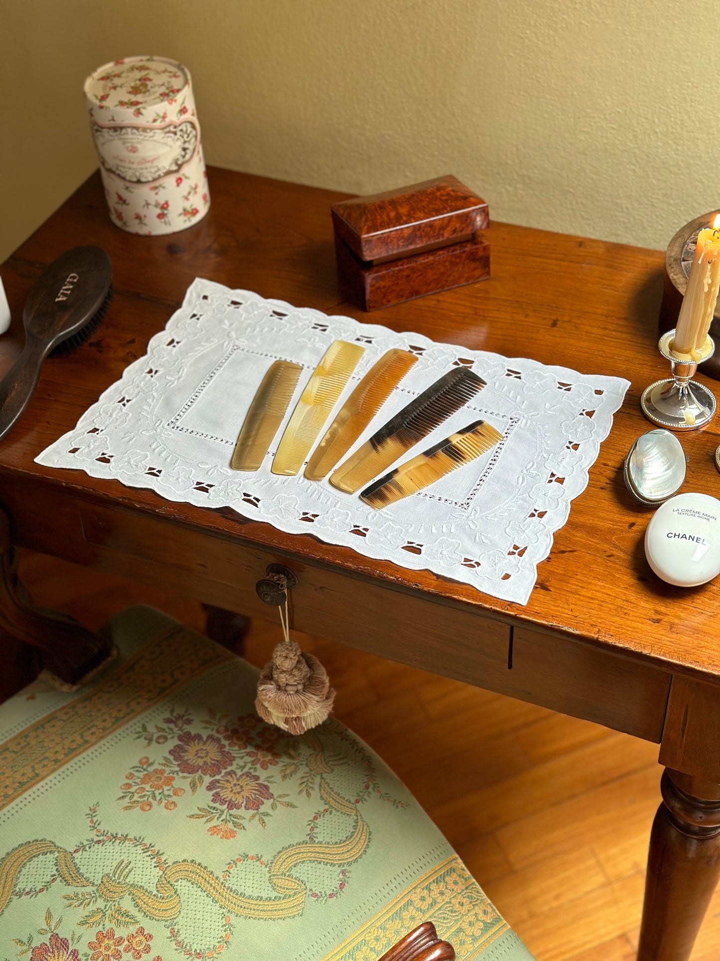 Vintage Bone Comb 3