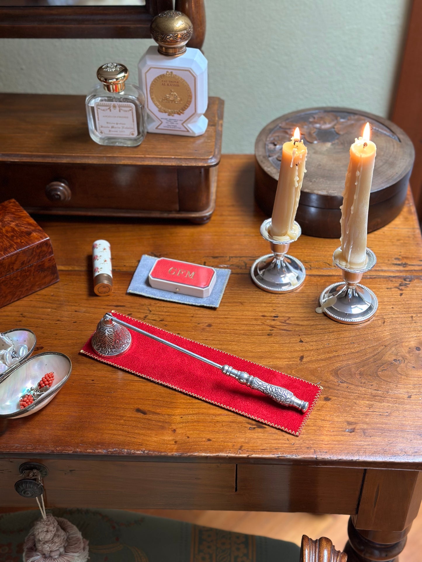 Antique Silver Pleated Candle Snuffer