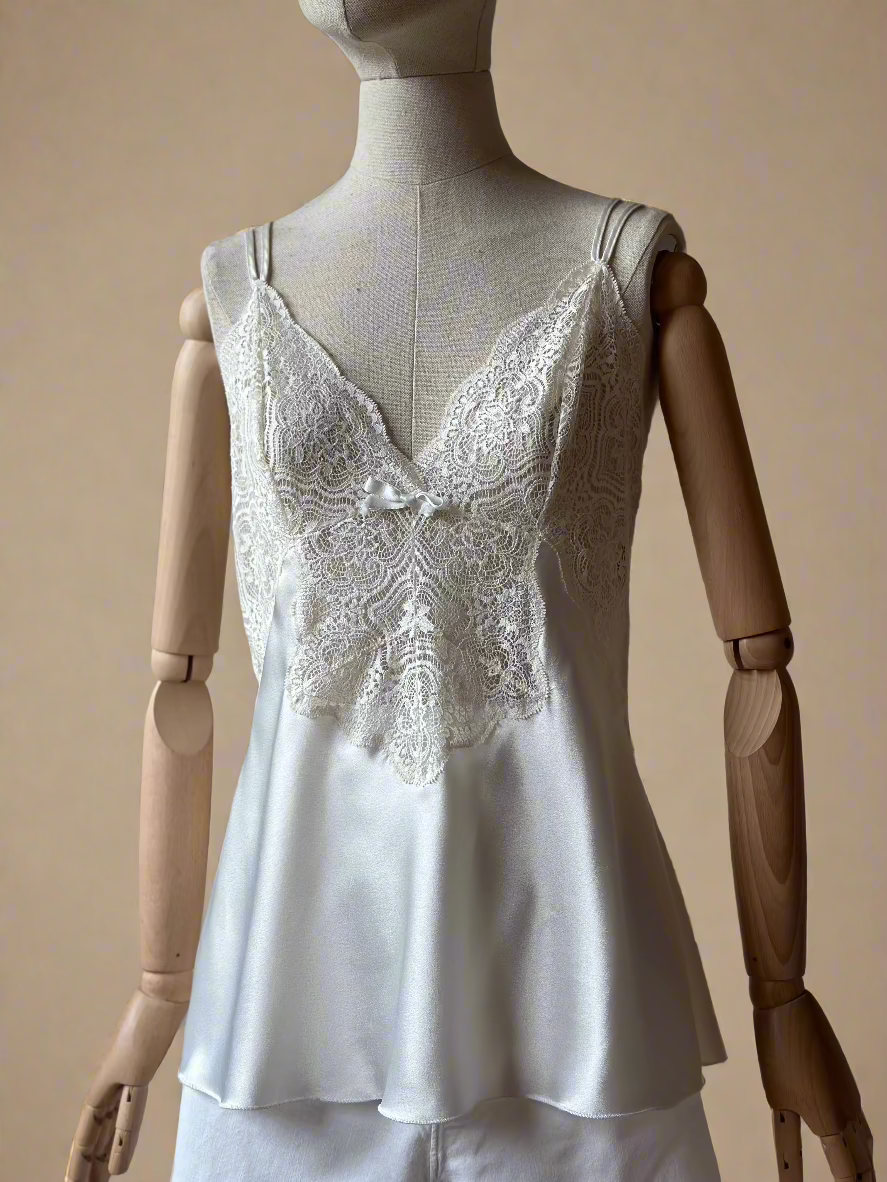 The Twilight Lace