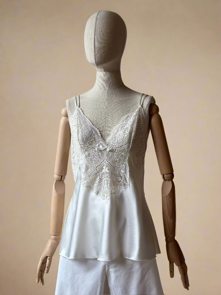 The Twilight Lace