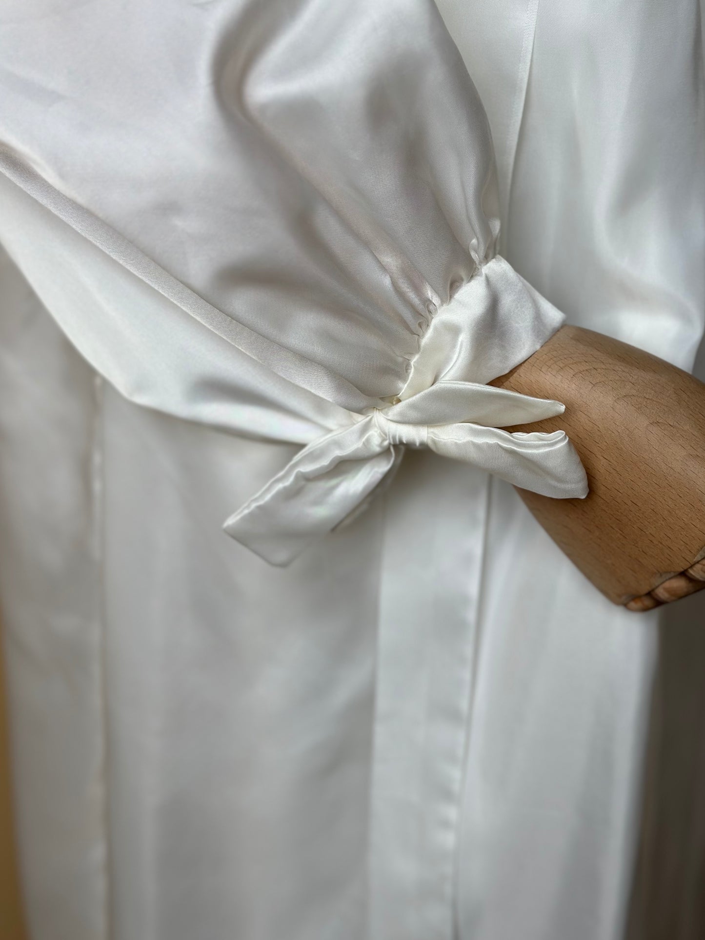 Vintage Romantic Robe & Nightgown Set