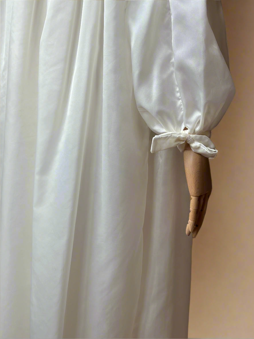 Vintage Romantic Robe & Nightgown Set