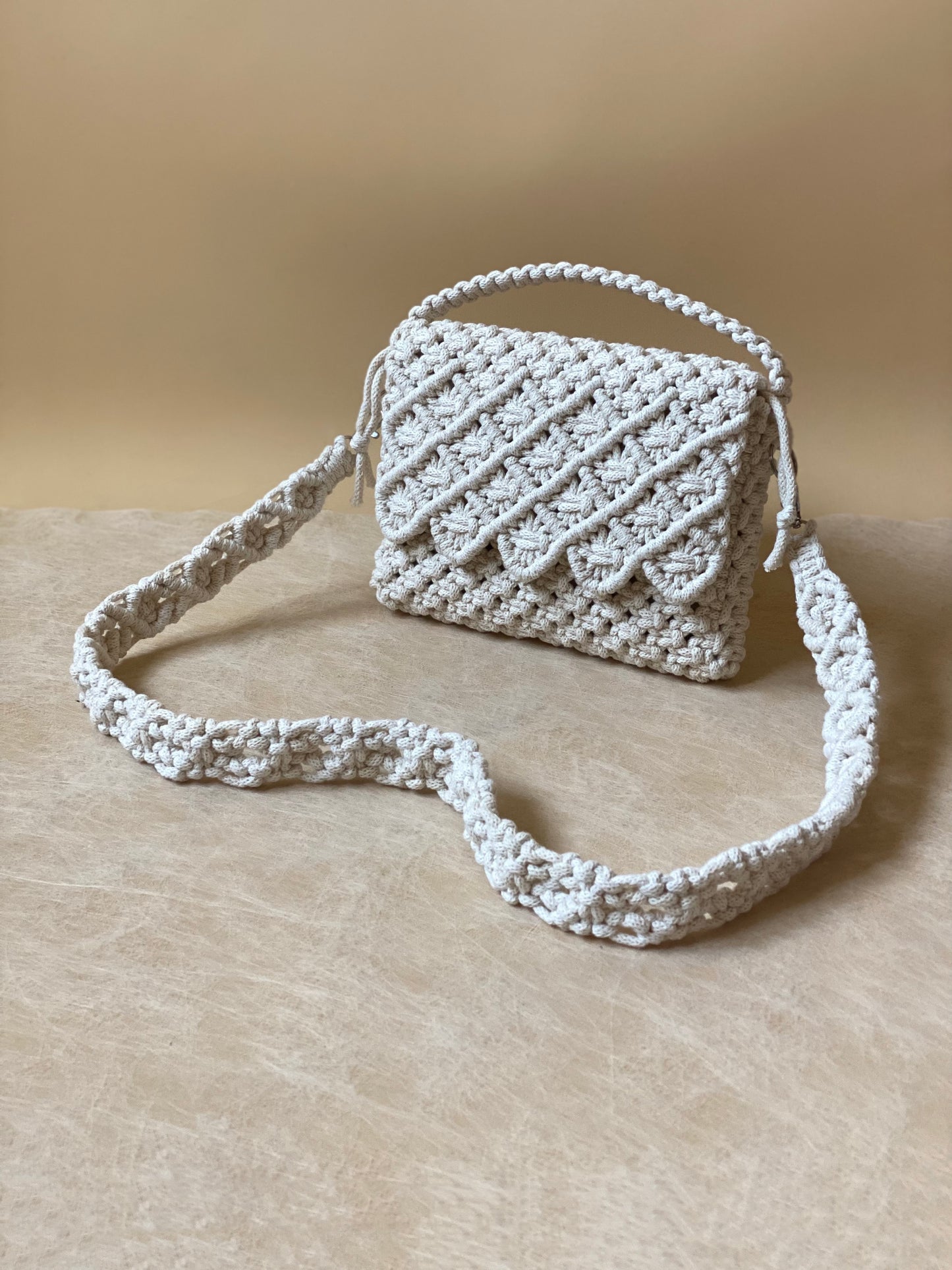 LILY - Handmade Pure Cotton Macramè Crossbody Bag