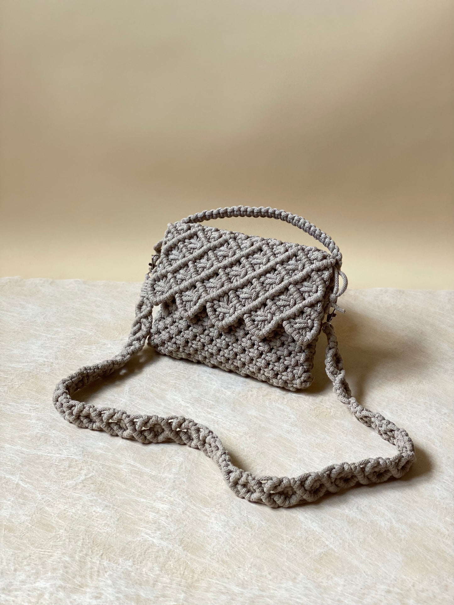 LILY - Pure Cotton Handmade Crossbody Macramè Bag