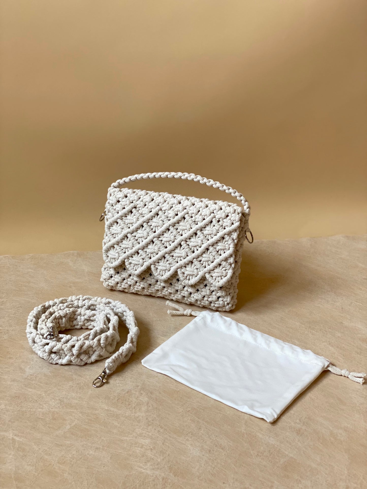 LILY - Handmade Pure Cotton Macramè Crossbody Bag