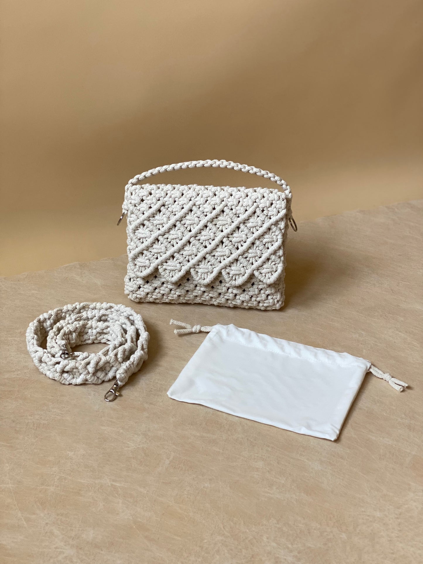 LILY - Handmade Pure Cotton Macramè Crossbody Bag