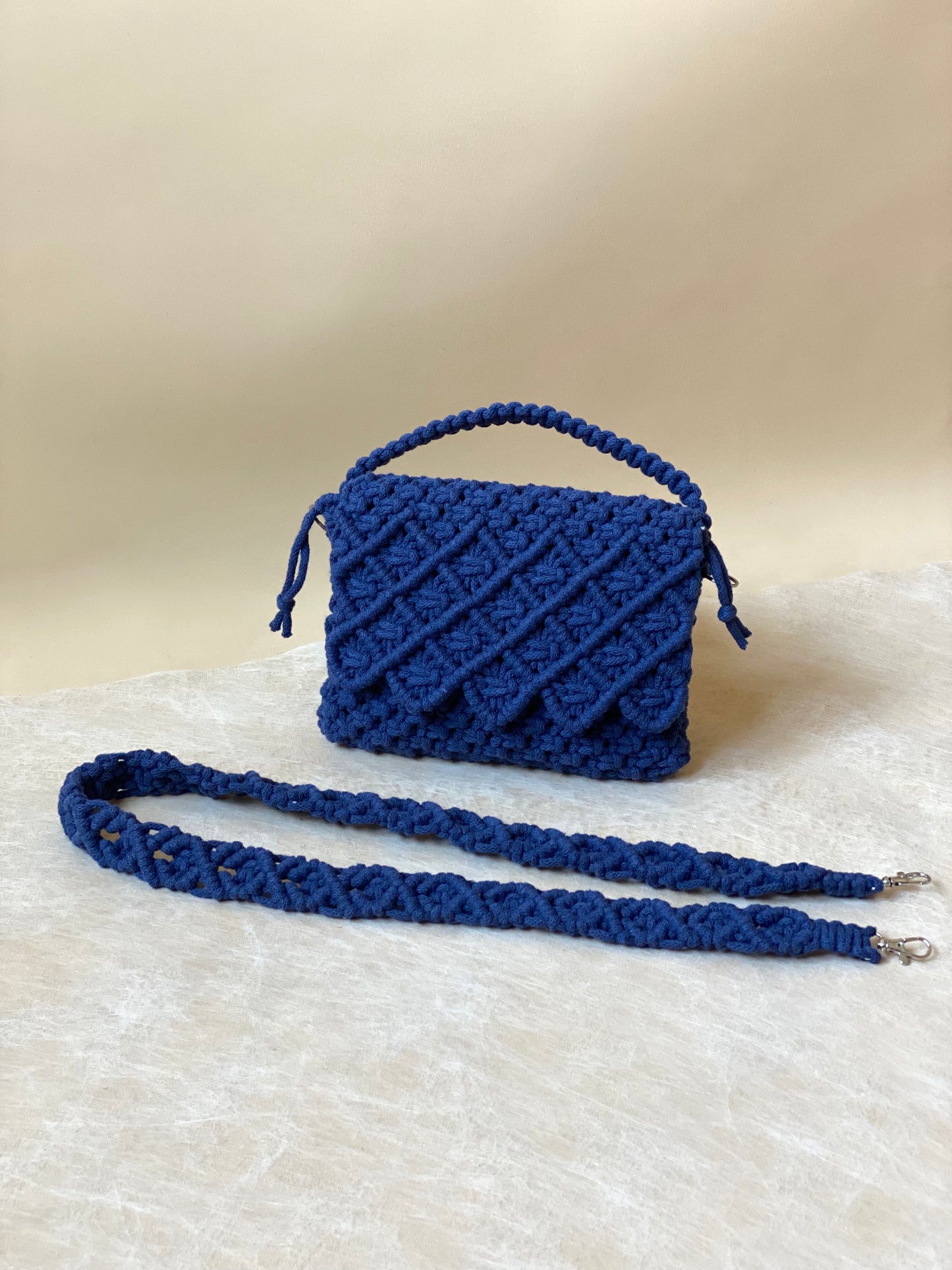 LILY - Handmade Pure Cotton Macramè Crossbody Bag