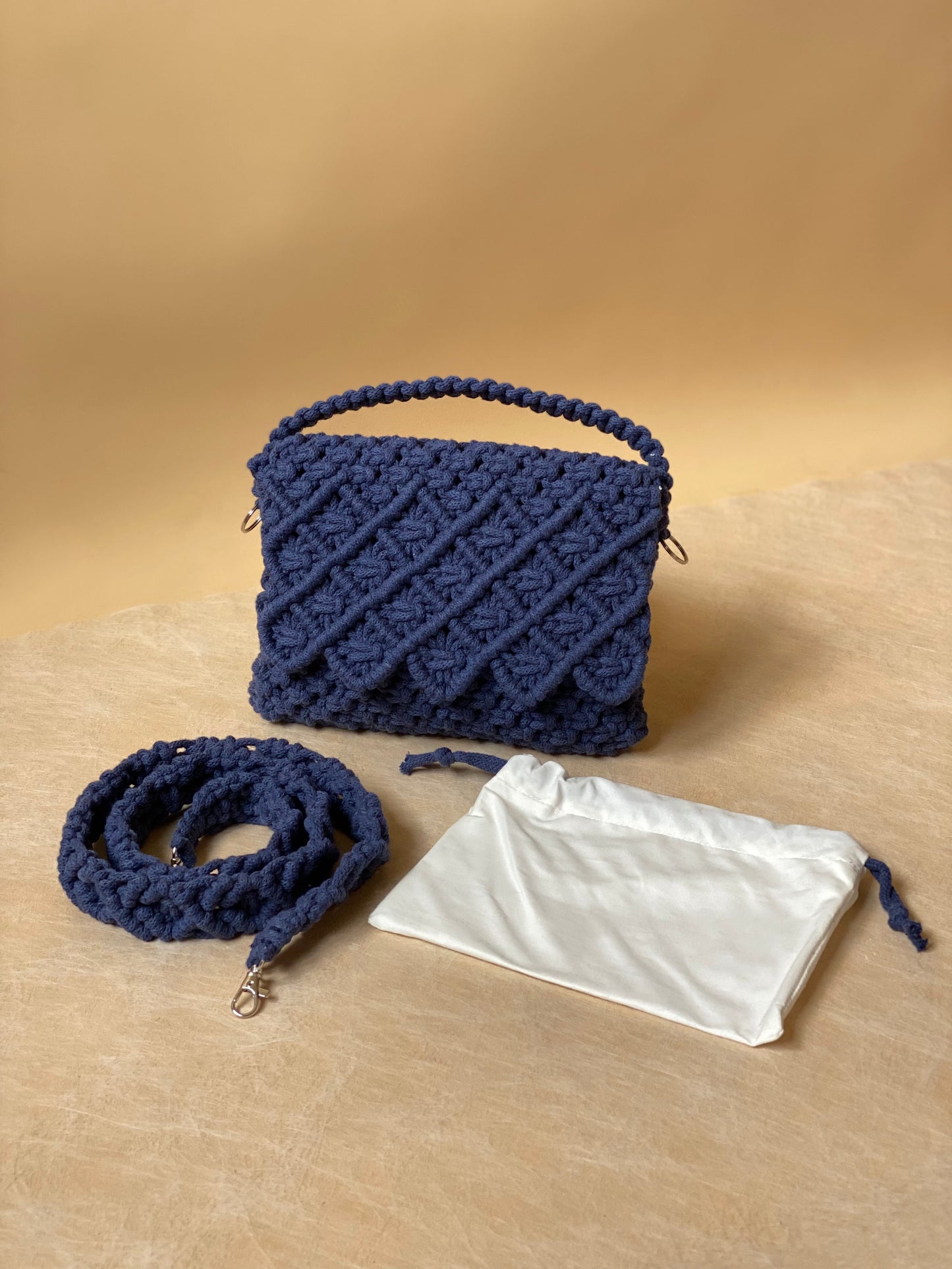 LILY - Handmade Pure Cotton Macramè Crossbody Bag