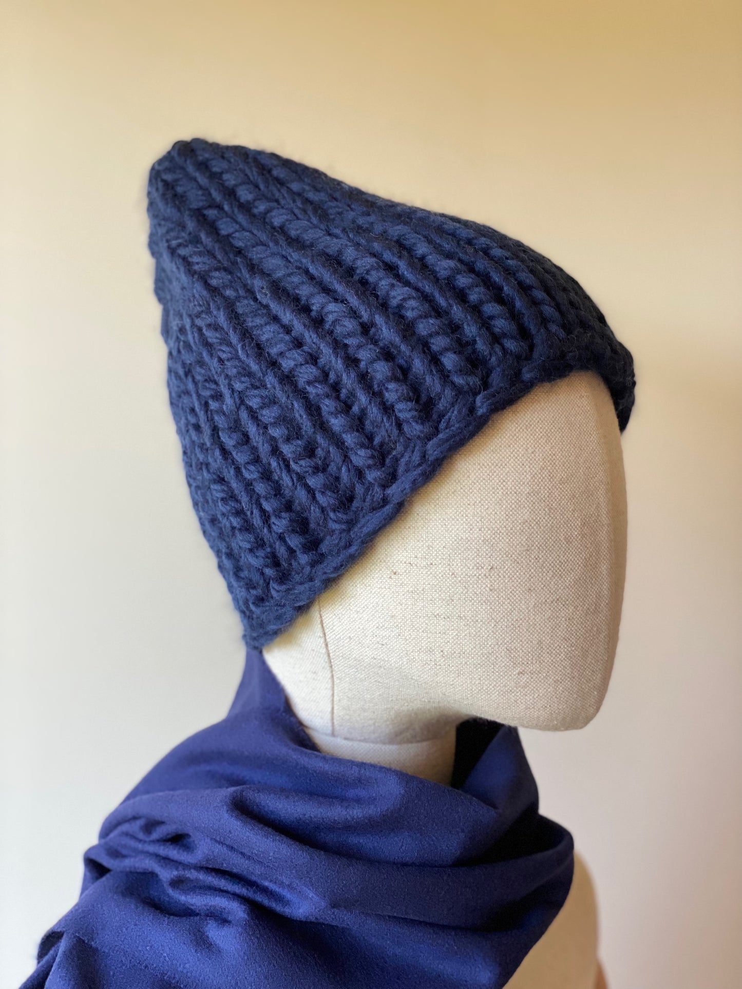Handmade 100% Wool Beanie - Mezzanotte