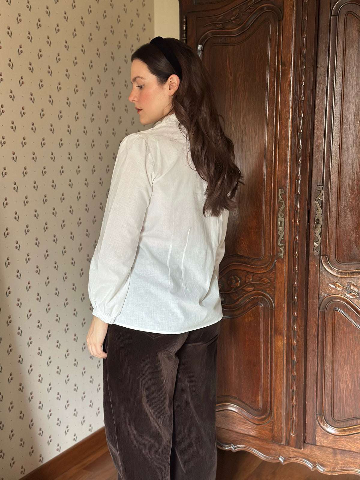 Romantic White Cotton Shirt