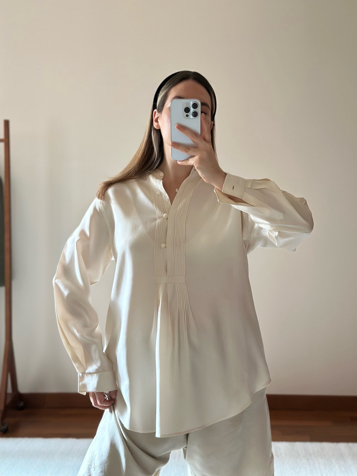 100% Silk Ivory White Blouse