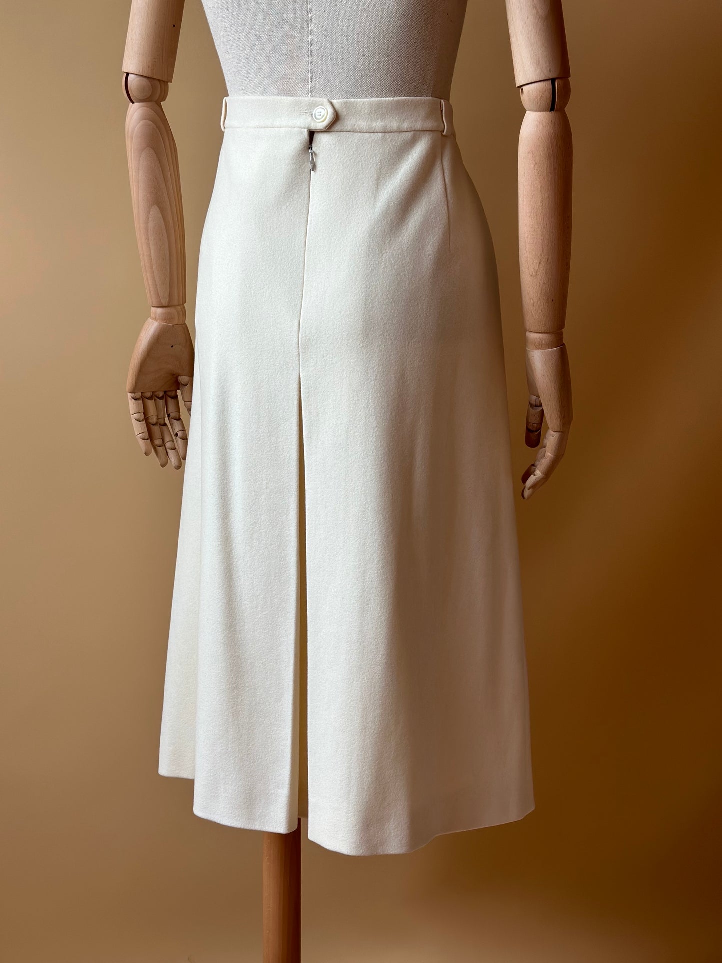 Vintage White Woolen Midi Skirt