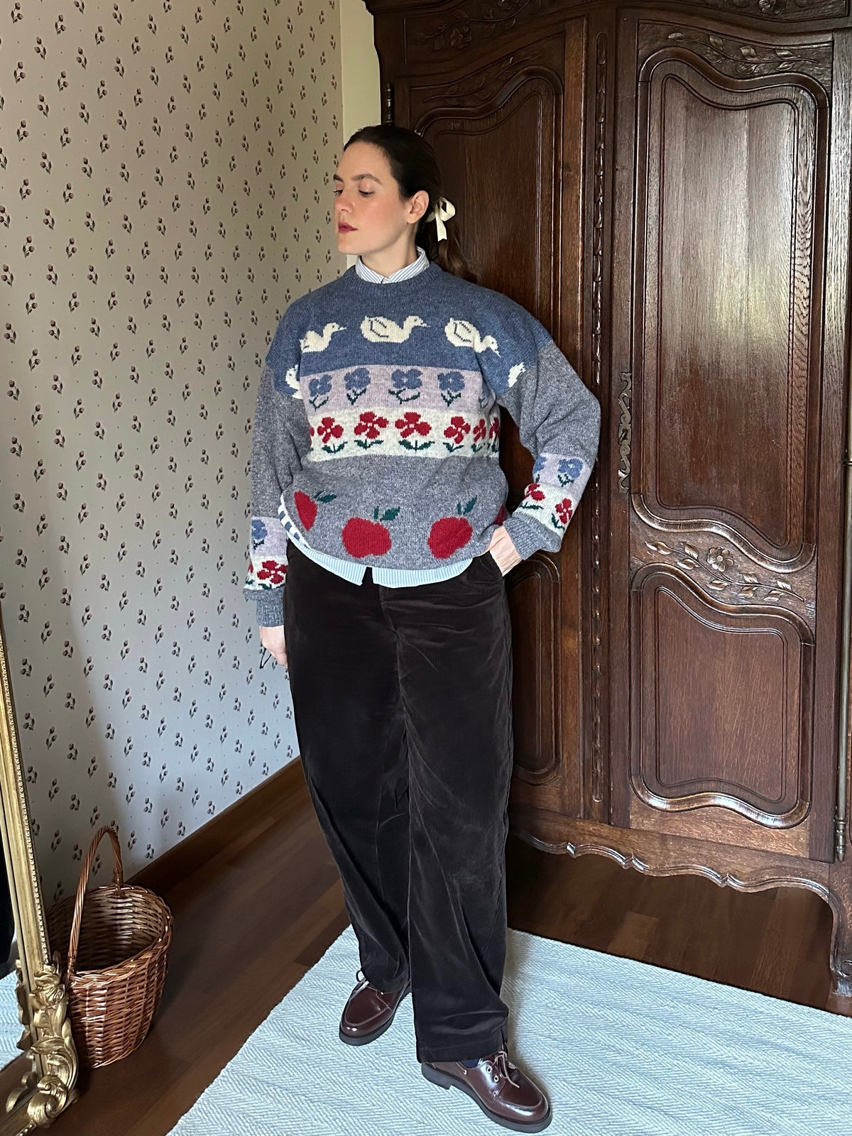Pure Wool Apples & Ducks Irish Sweater