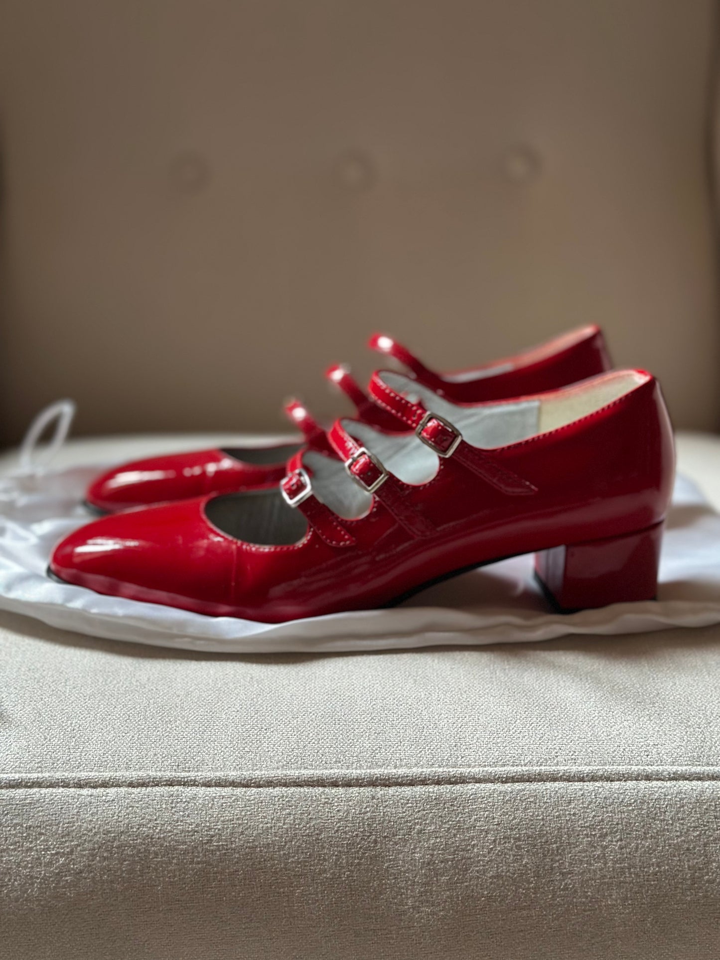 Carel Kina Patent Leather Pumps n.37
