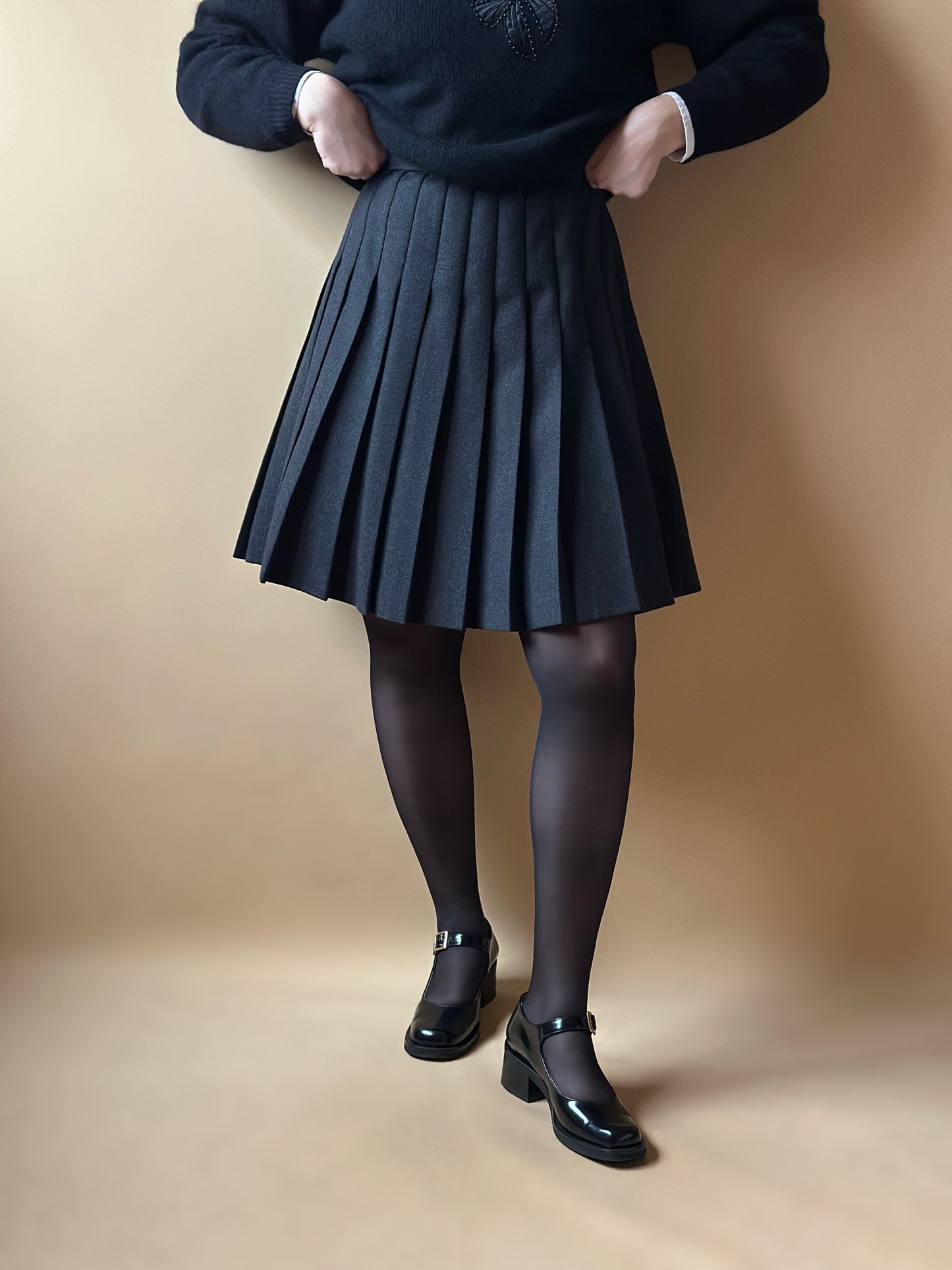 Vintage Dark Gray Pleated Woolen Mini Skirt