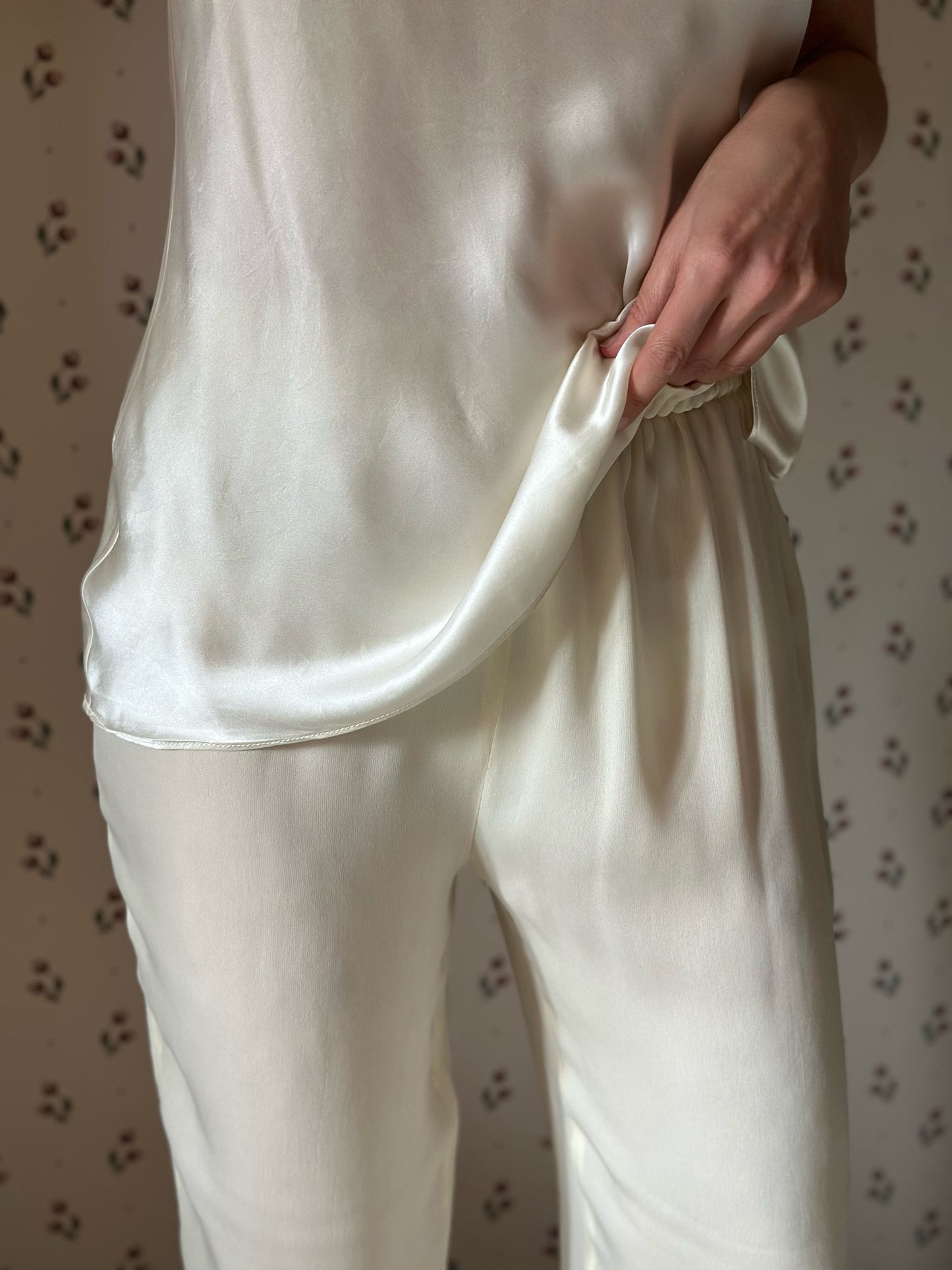 Gianfranco Ferré Ivory White Silk Blend Trousers