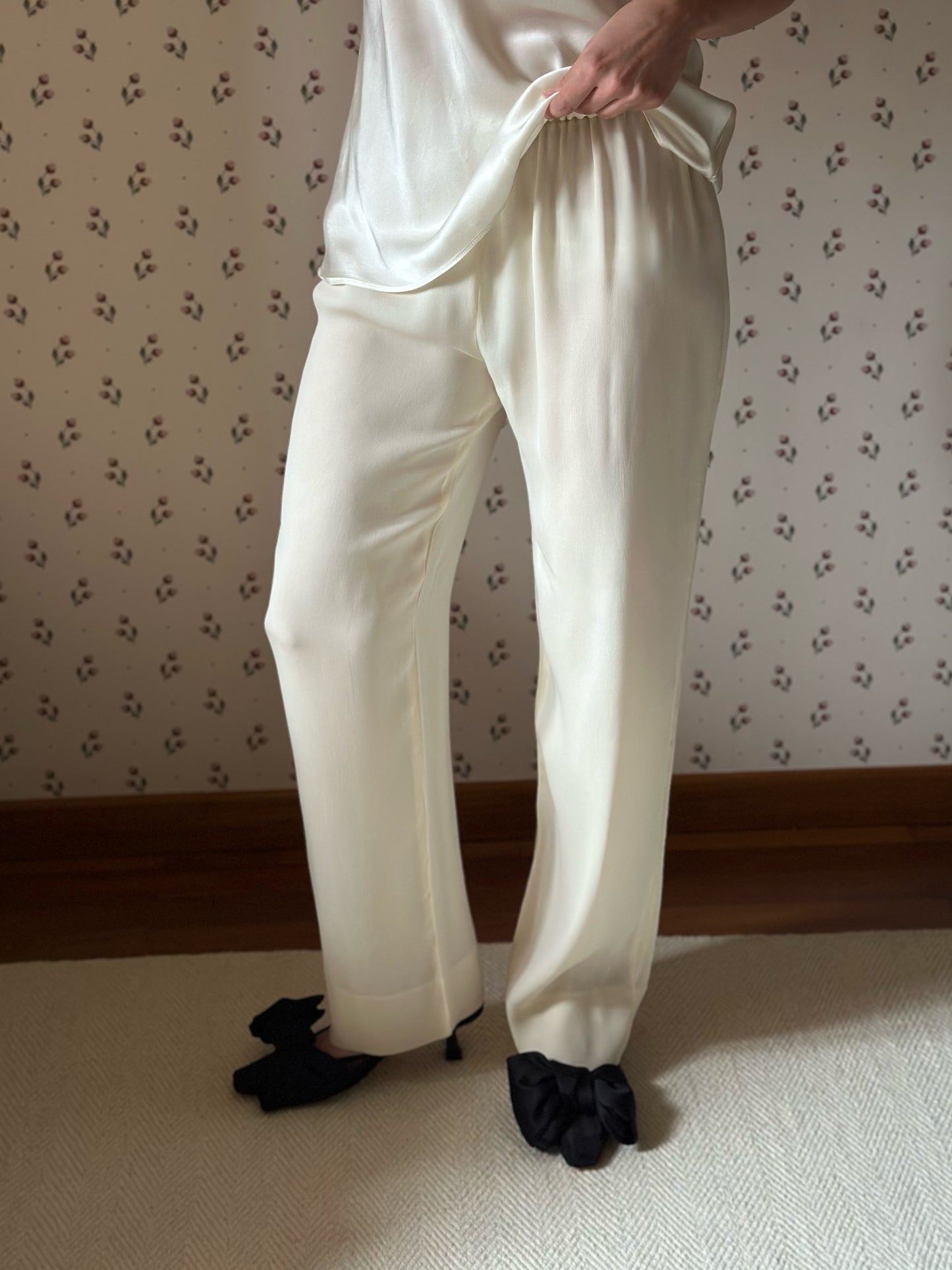 Gianfranco Ferré Ivory White Silk Blend Trousers