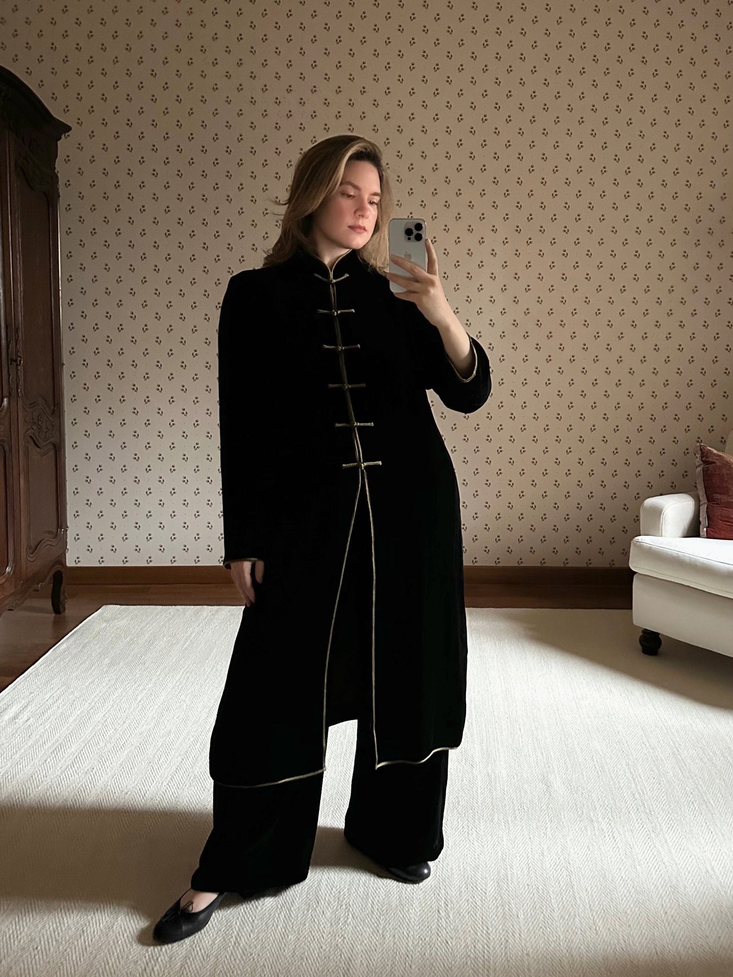 Black Silk Velvet Set With Green Lining