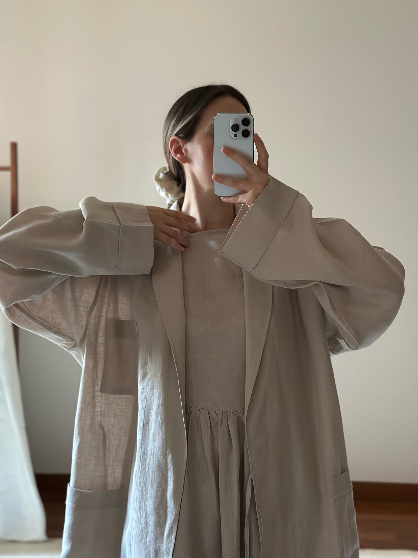 Frette 100% Linen Sand Beige Robe