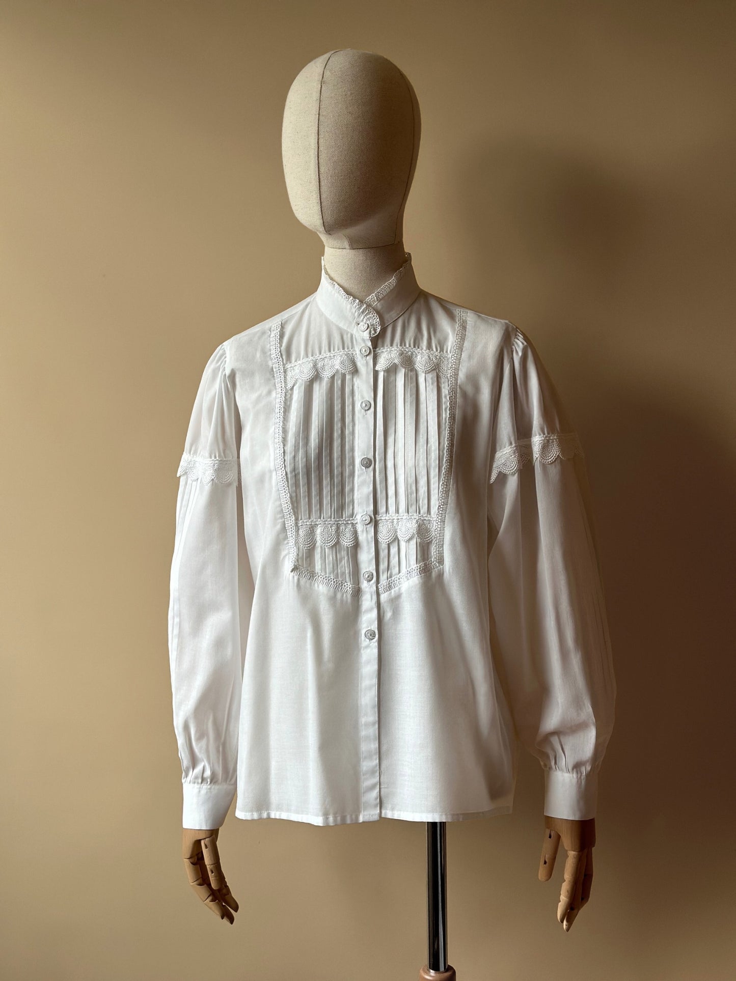 Vintage White Romantic Shirt
