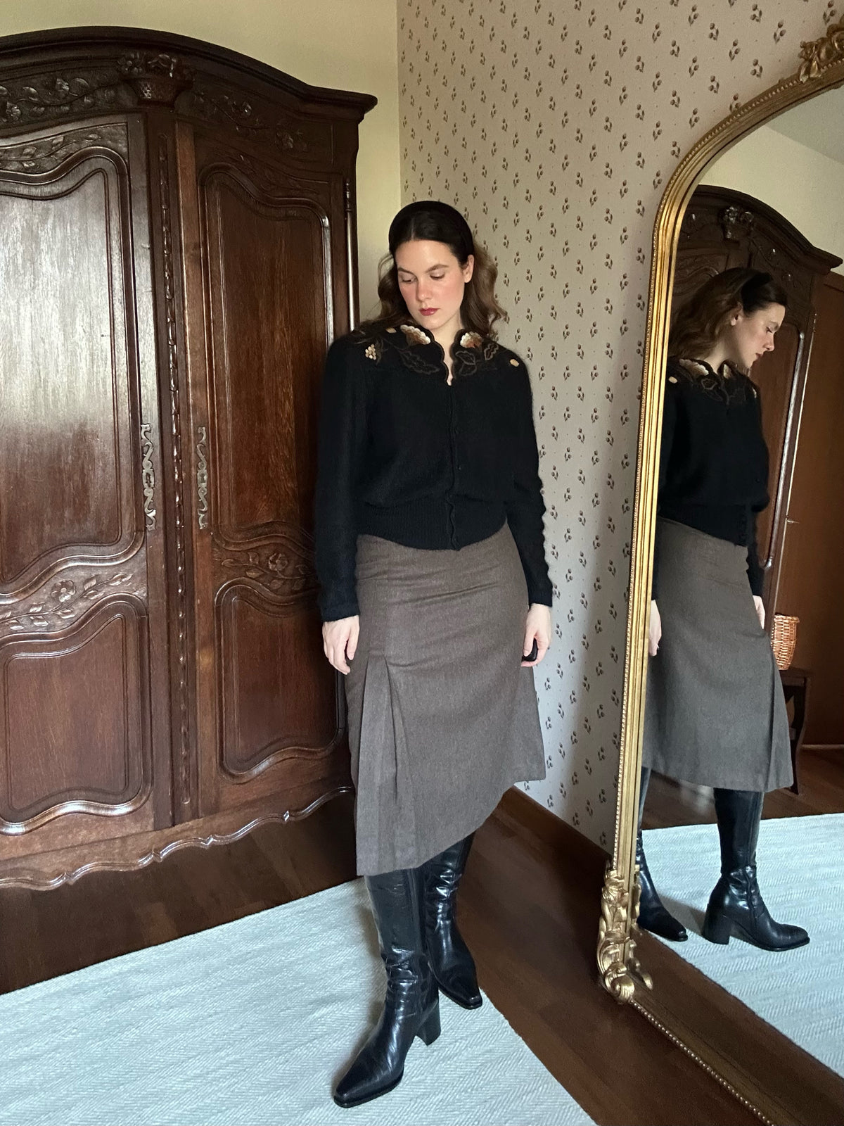 Pure Wool Taupe Midi Skirt