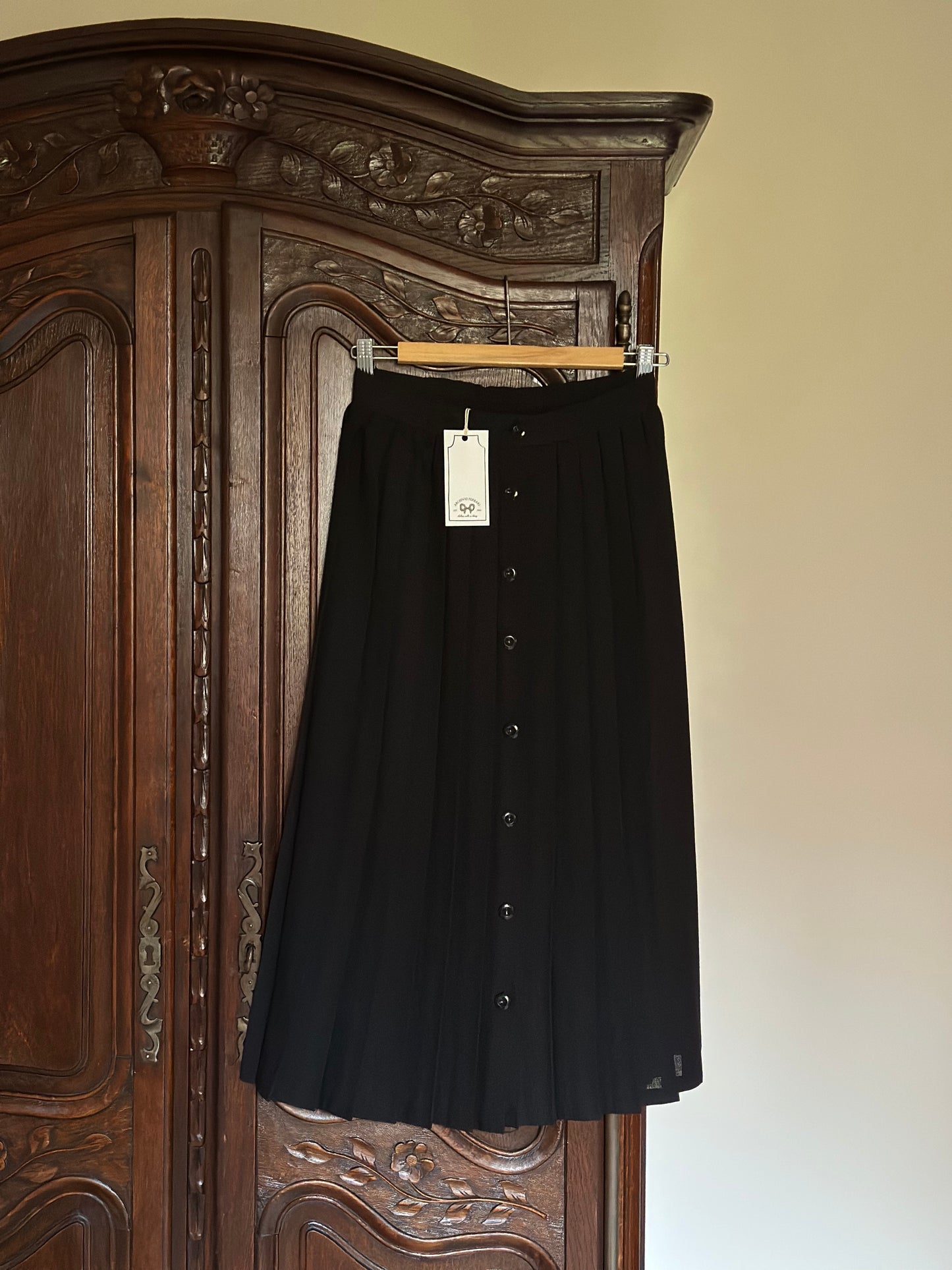Vintage Midi Navy Blue Skirt