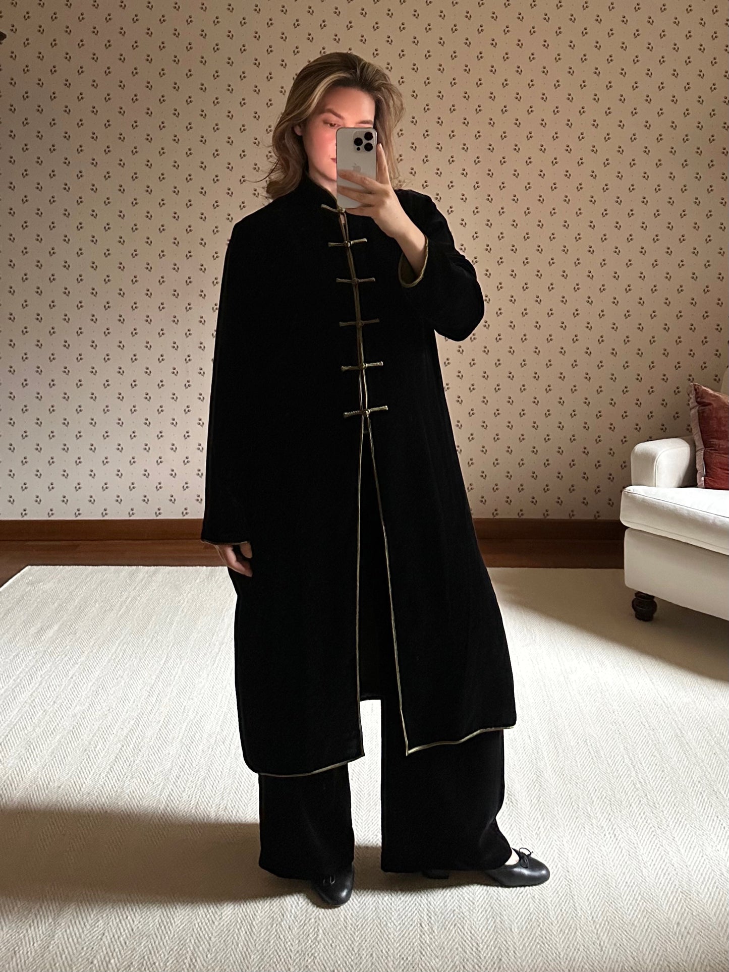 Black Silk Velvet Set With Green Lining