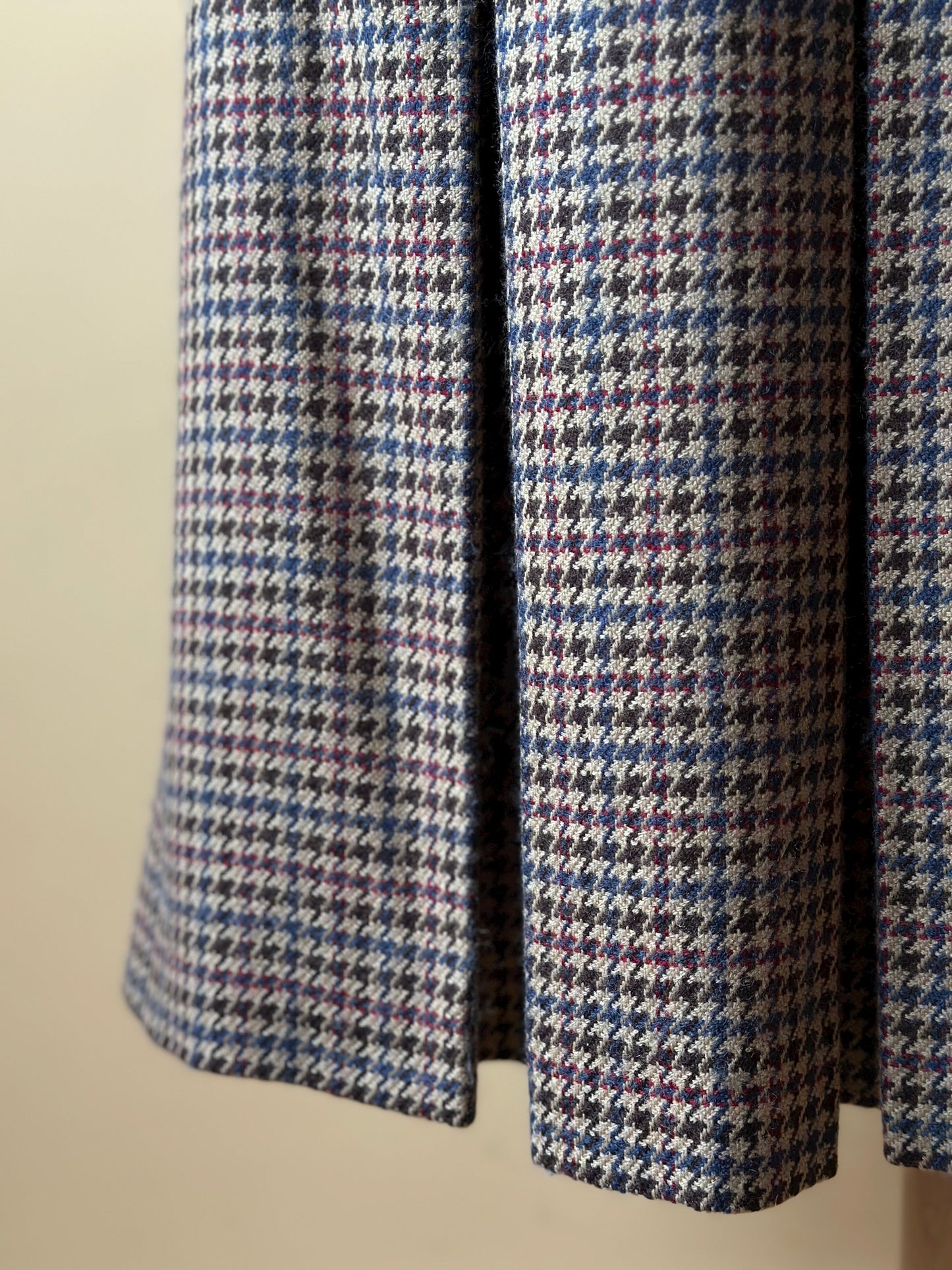 Vintage Burberrys Pied De Poule Skirt