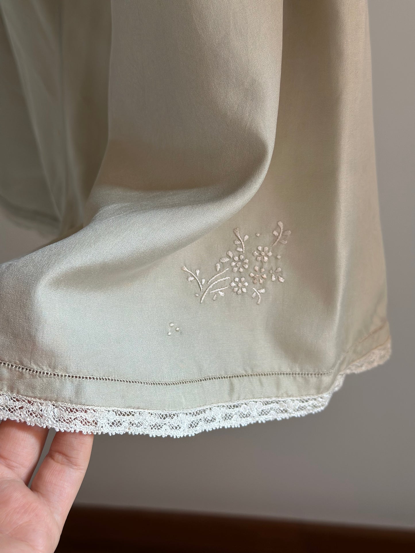 Pure Silk Beige Shorts