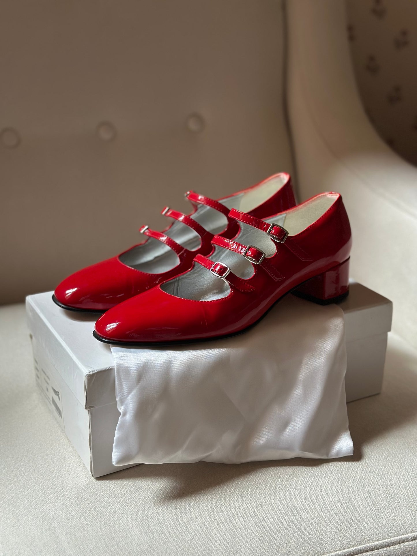 Carel Kina Patent Leather Pumps n.37