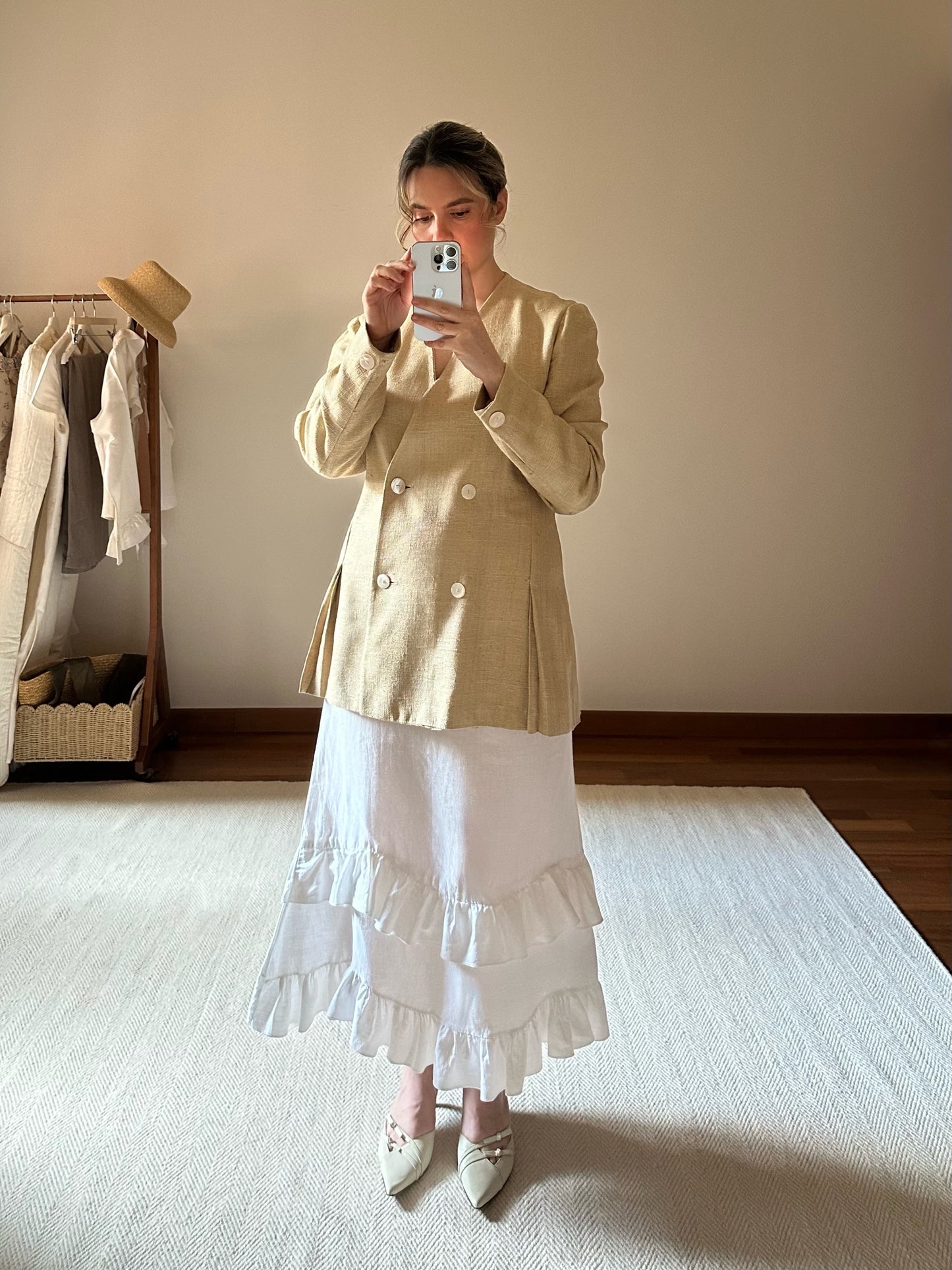 Linen & Cotton White Ruffled Long Skirt