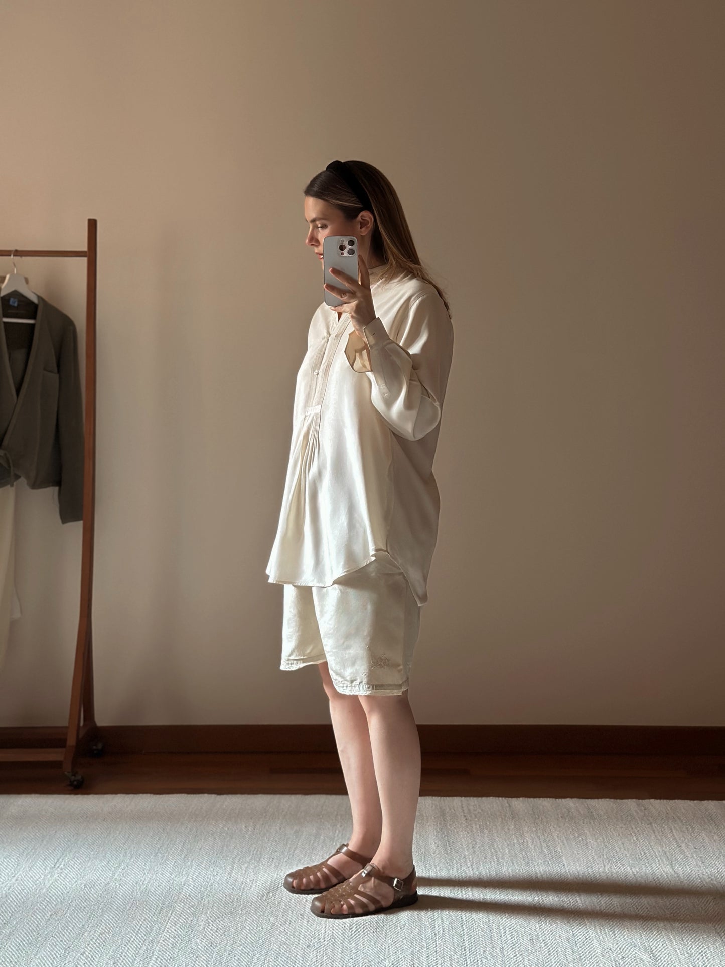 Pure Silk Beige Shorts