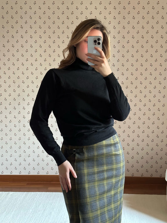 Pure Virgin Wool Black Turtleneck