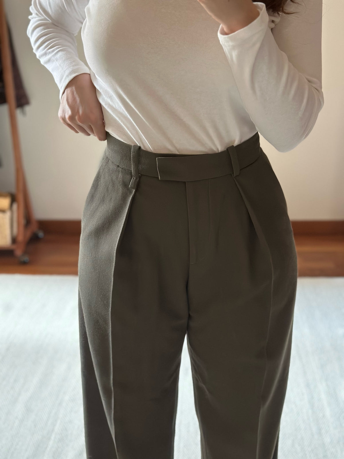 Secondhand Khaki Green Pleated Twill Trousers