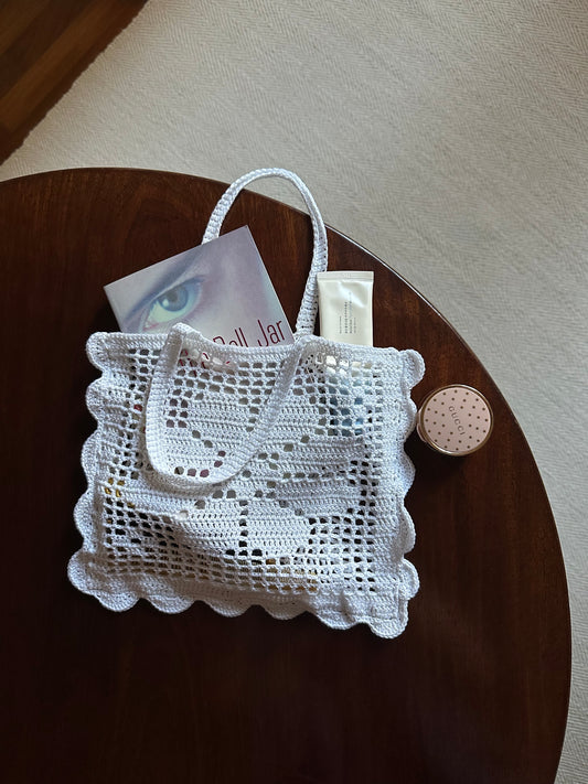 Filet Crochet White Daisy Handbag
