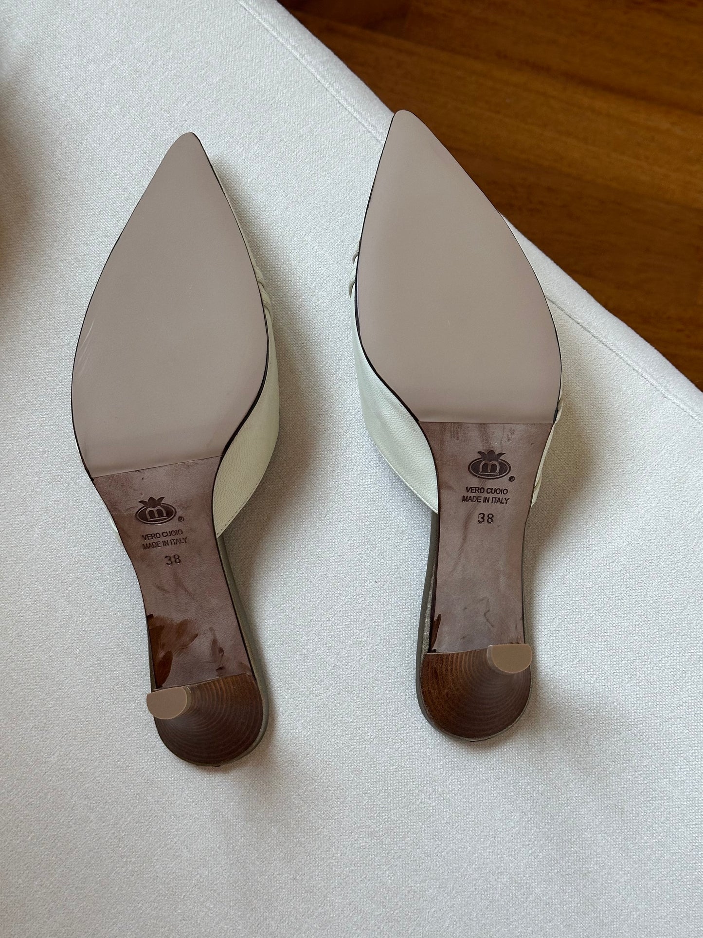 Ice-White Pointy Mules