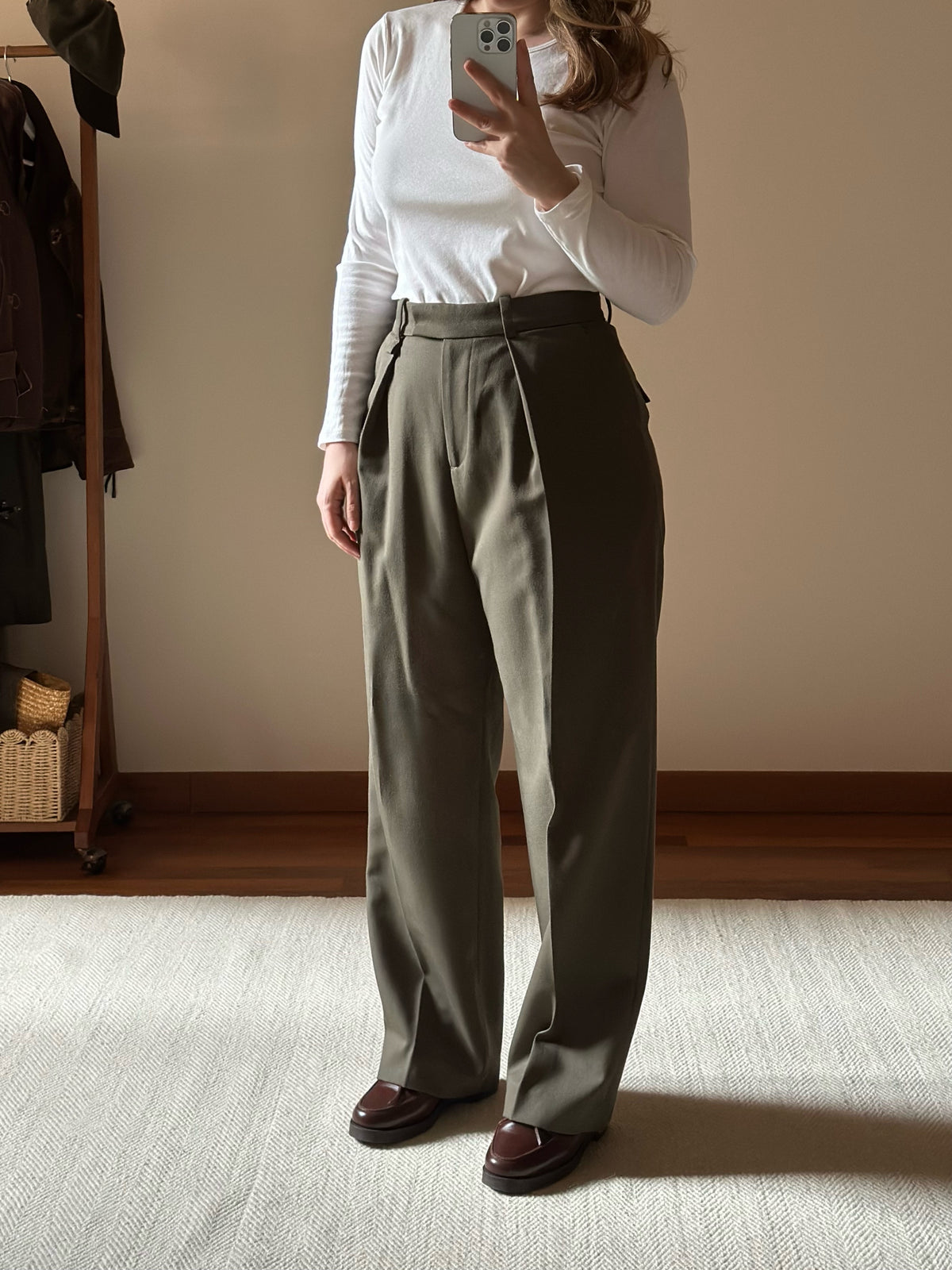 Secondhand Khaki Green Pleated Twill Trousers